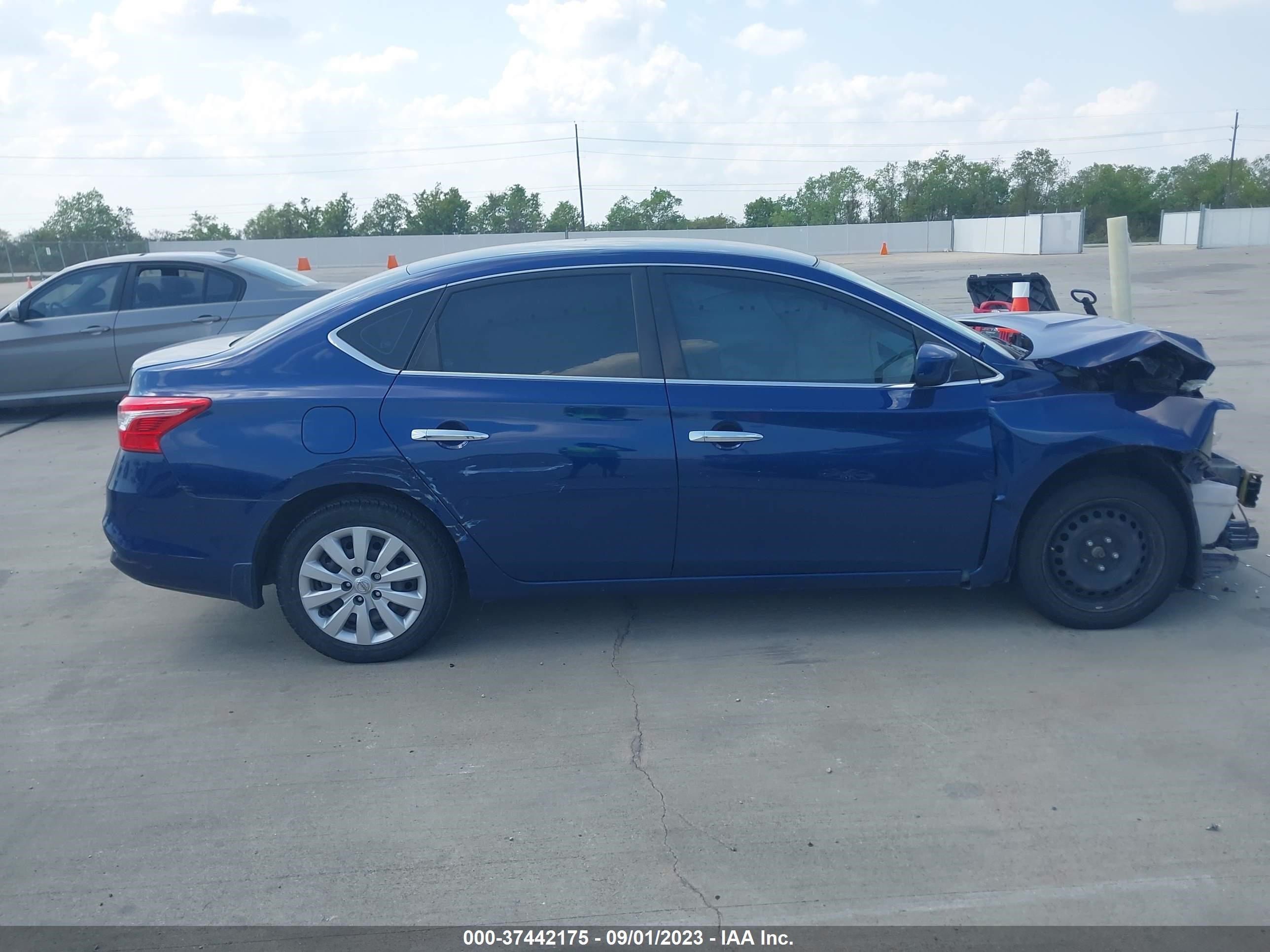 Photo 12 VIN: 3N1AB7AP0KY405709 - NISSAN SENTRA 