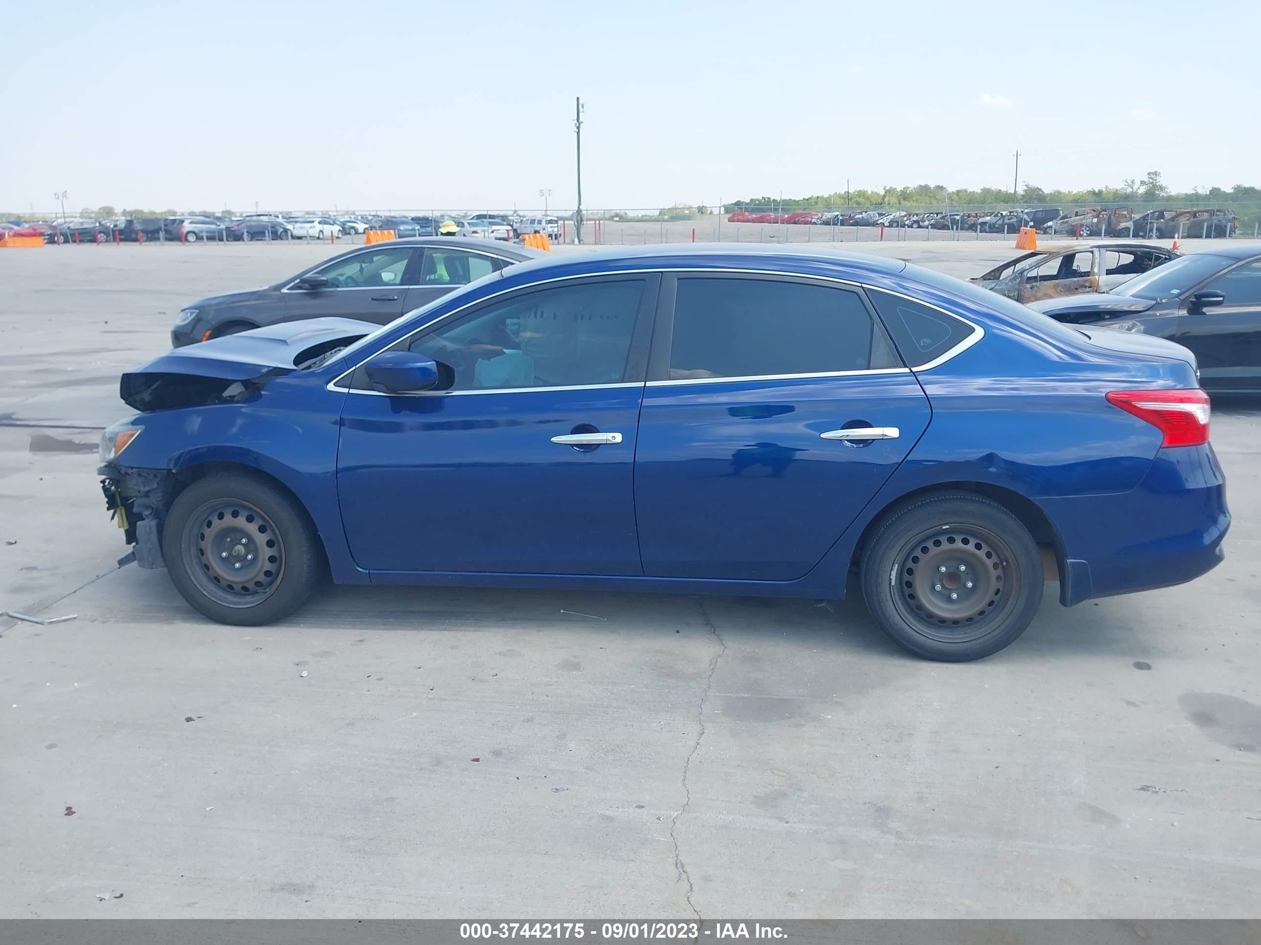 Photo 13 VIN: 3N1AB7AP0KY405709 - NISSAN SENTRA 