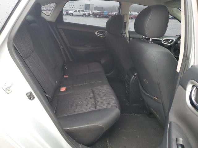 Photo 9 VIN: 3N1AB7AP0KY413633 - NISSAN SENTRA 