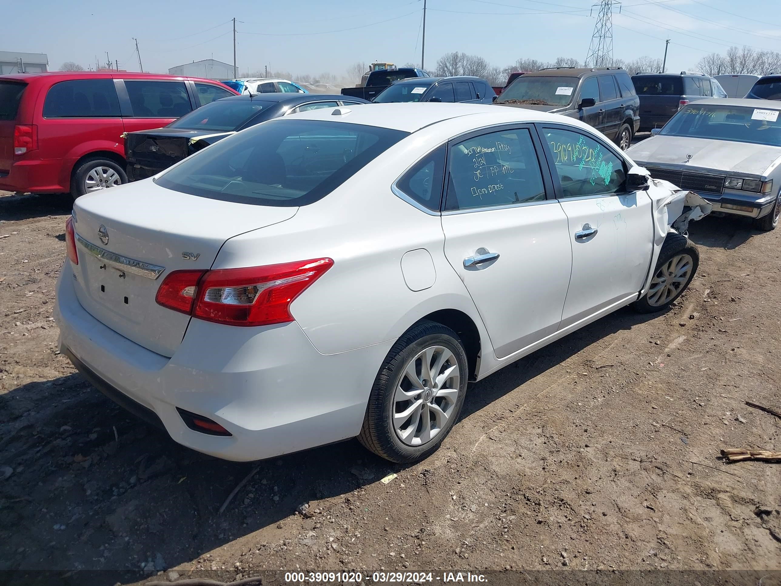 Photo 3 VIN: 3N1AB7AP0KY436927 - NISSAN SENTRA 