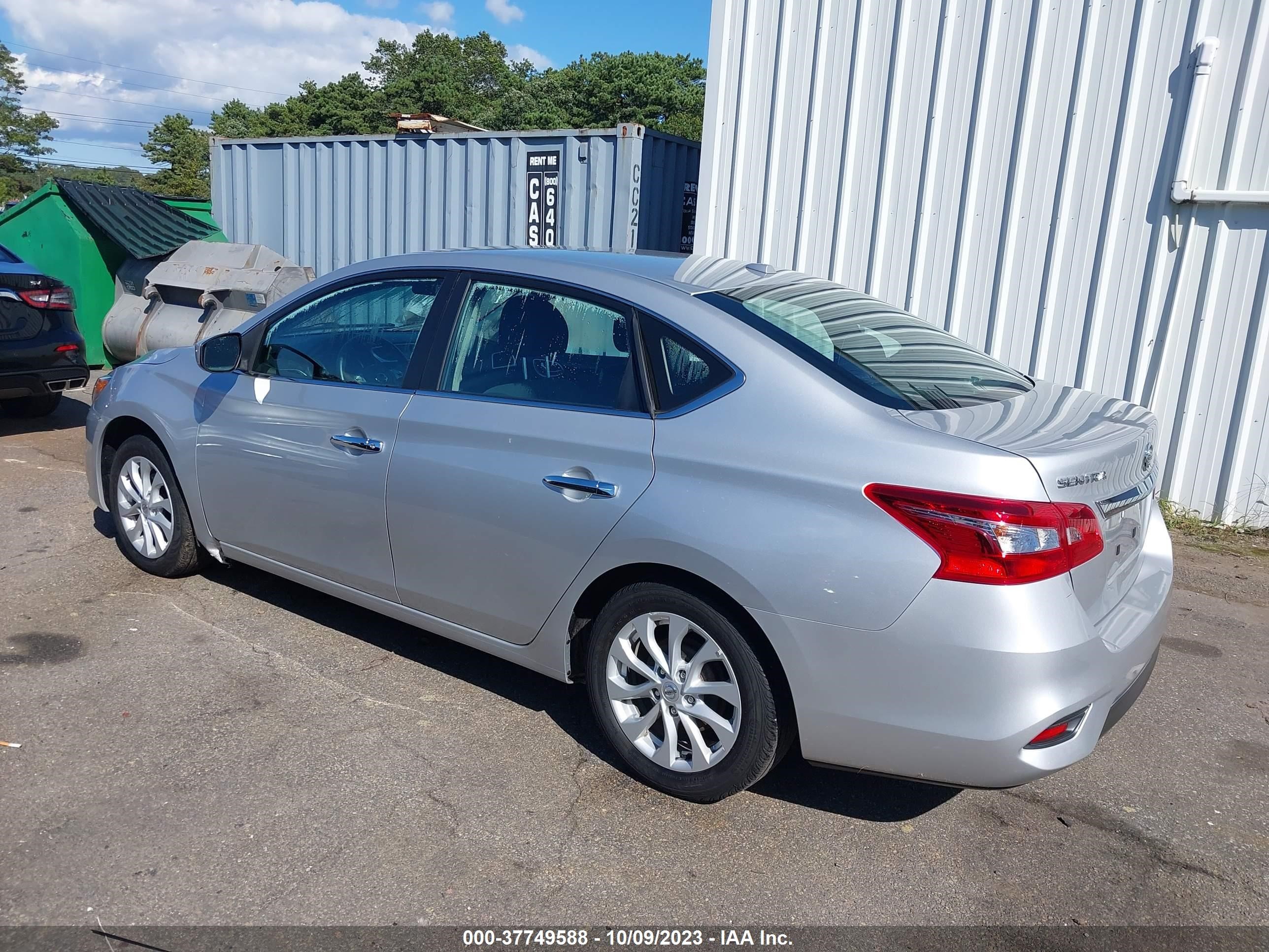 Photo 2 VIN: 3N1AB7AP0KY441738 - NISSAN SENTRA 