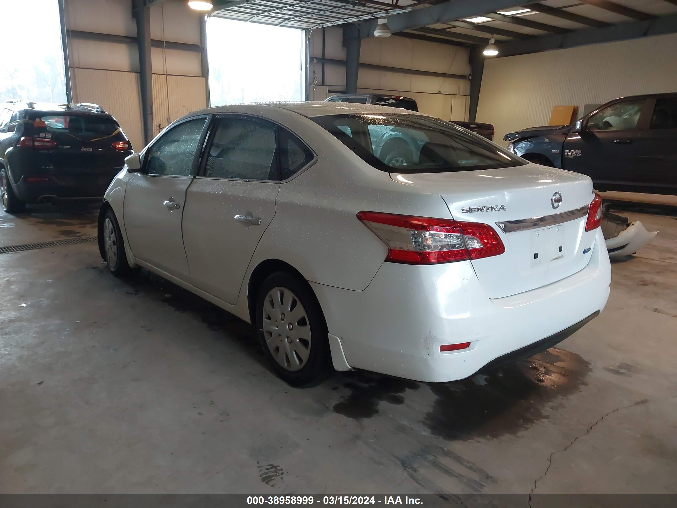 Photo 2 VIN: 3N1AB7AP1DL564724 - NISSAN SENTRA 