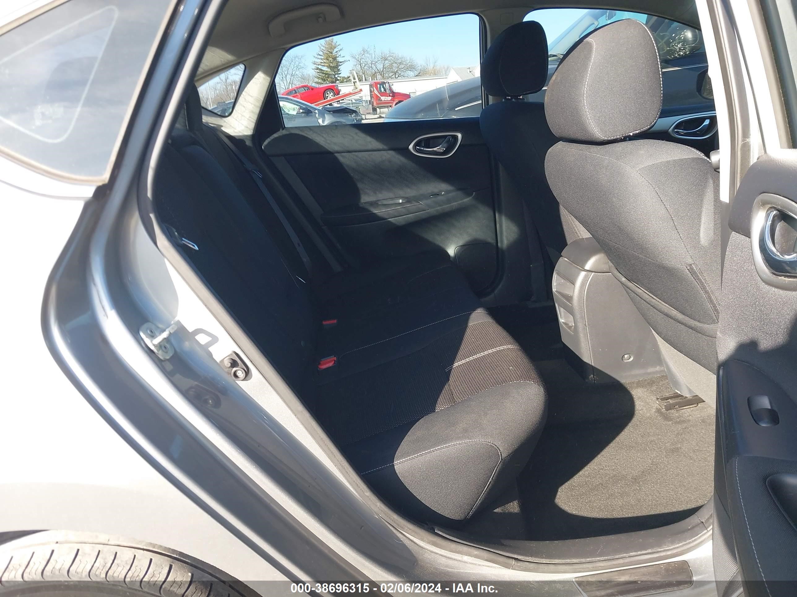 Photo 7 VIN: 3N1AB7AP1EY282703 - NISSAN SENTRA 