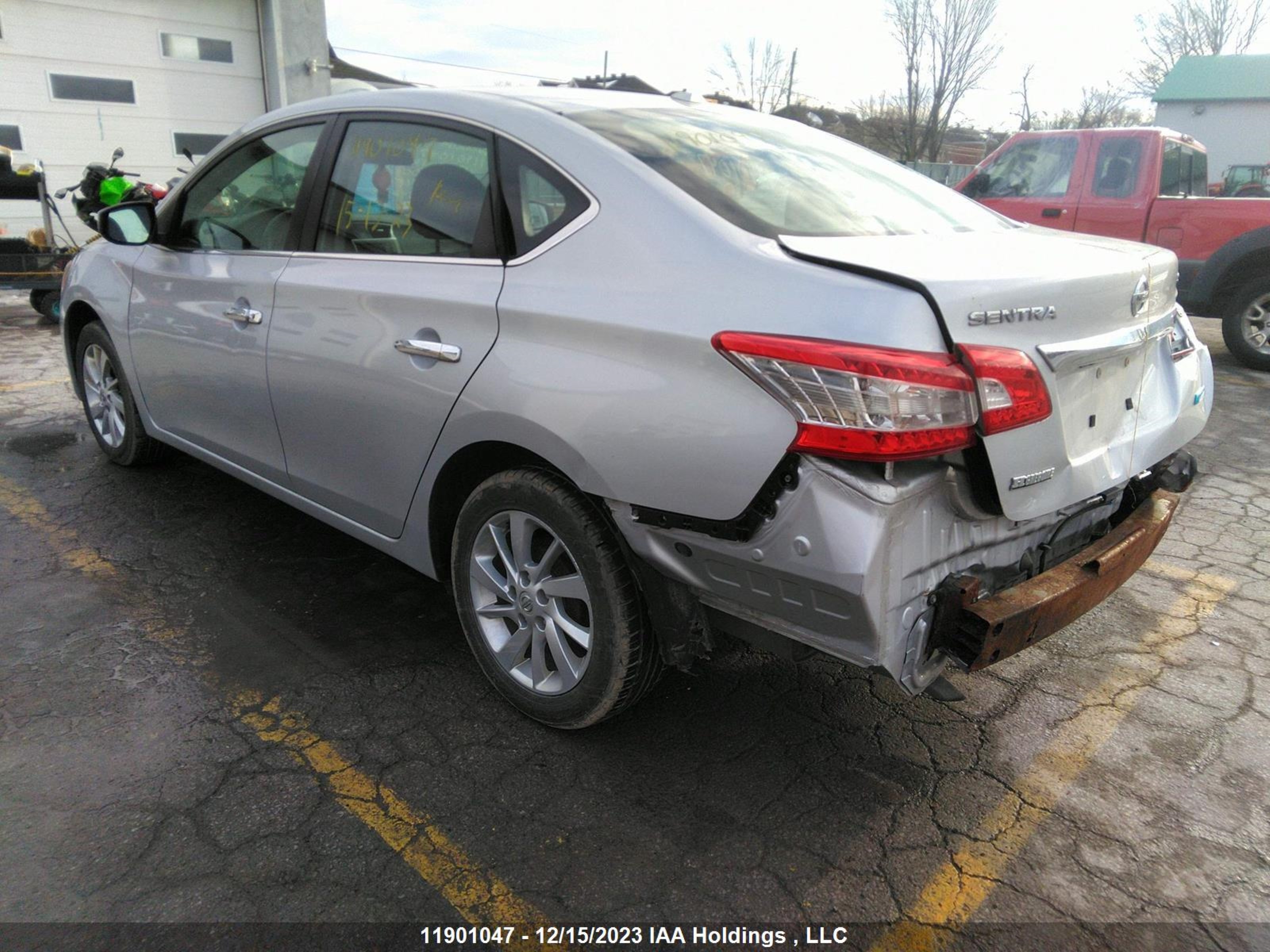 Photo 2 VIN: 3N1AB7AP1FL690097 - NISSAN SENTRA 