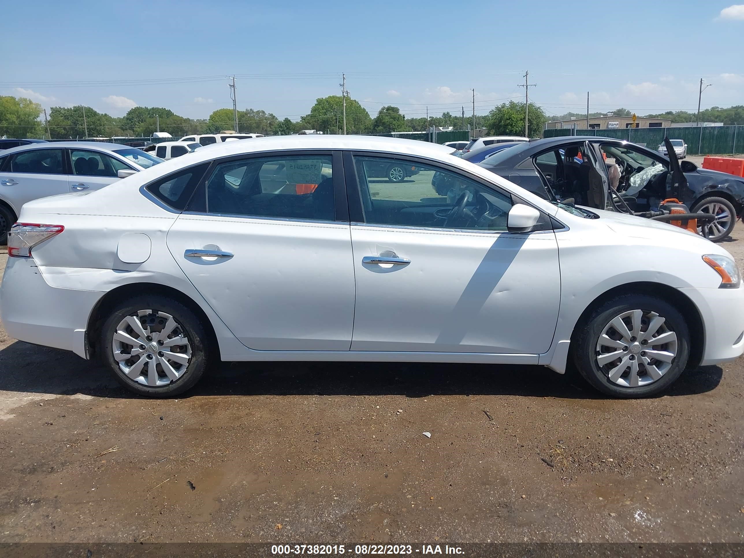 Photo 12 VIN: 3N1AB7AP1FY296814 - NISSAN SENTRA 