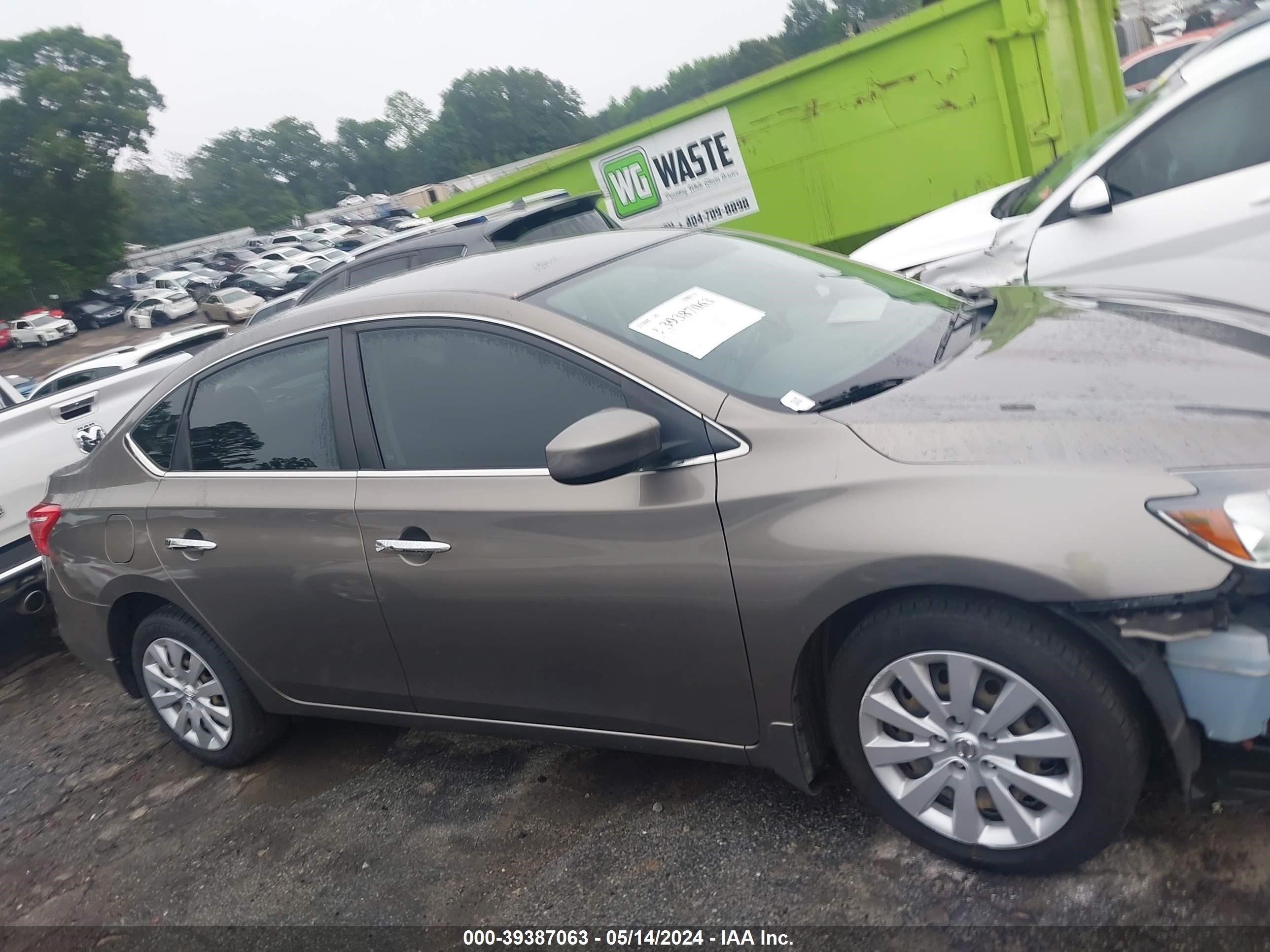 Photo 11 VIN: 3N1AB7AP1GL676363 - NISSAN SENTRA 