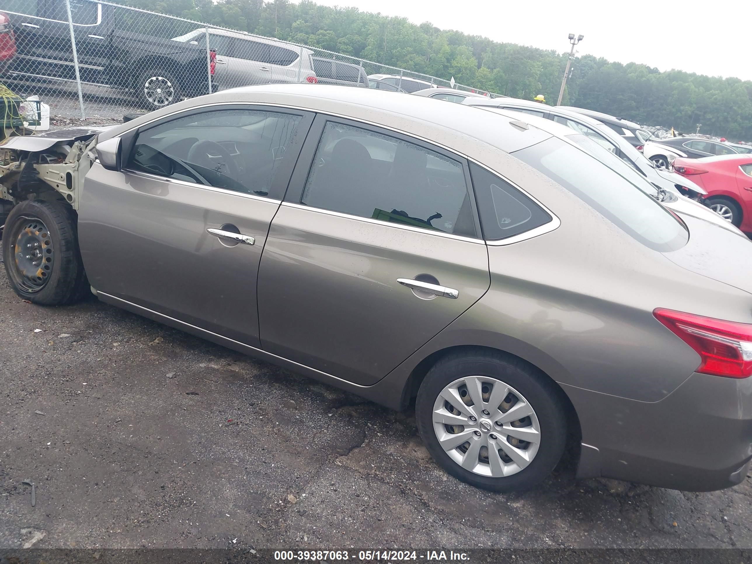 Photo 12 VIN: 3N1AB7AP1GL676363 - NISSAN SENTRA 