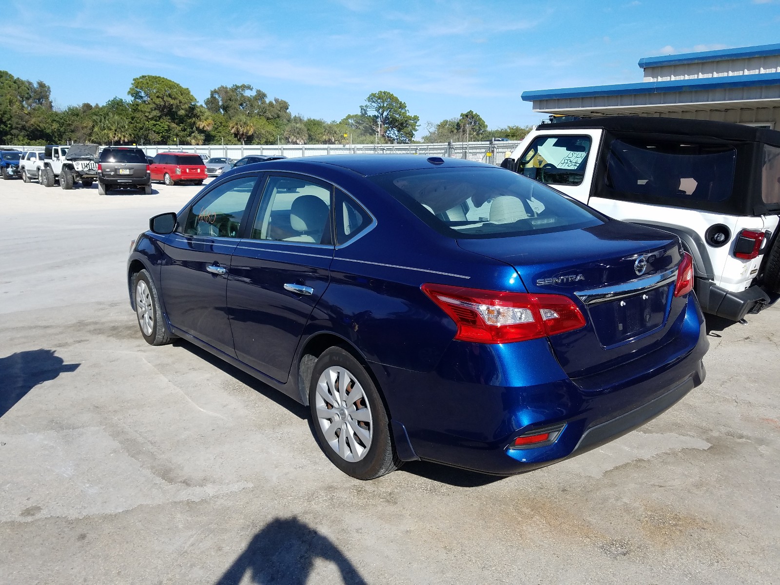 Photo 2 VIN: 3N1AB7AP1GY209348 - NISSAN SENTRA S 