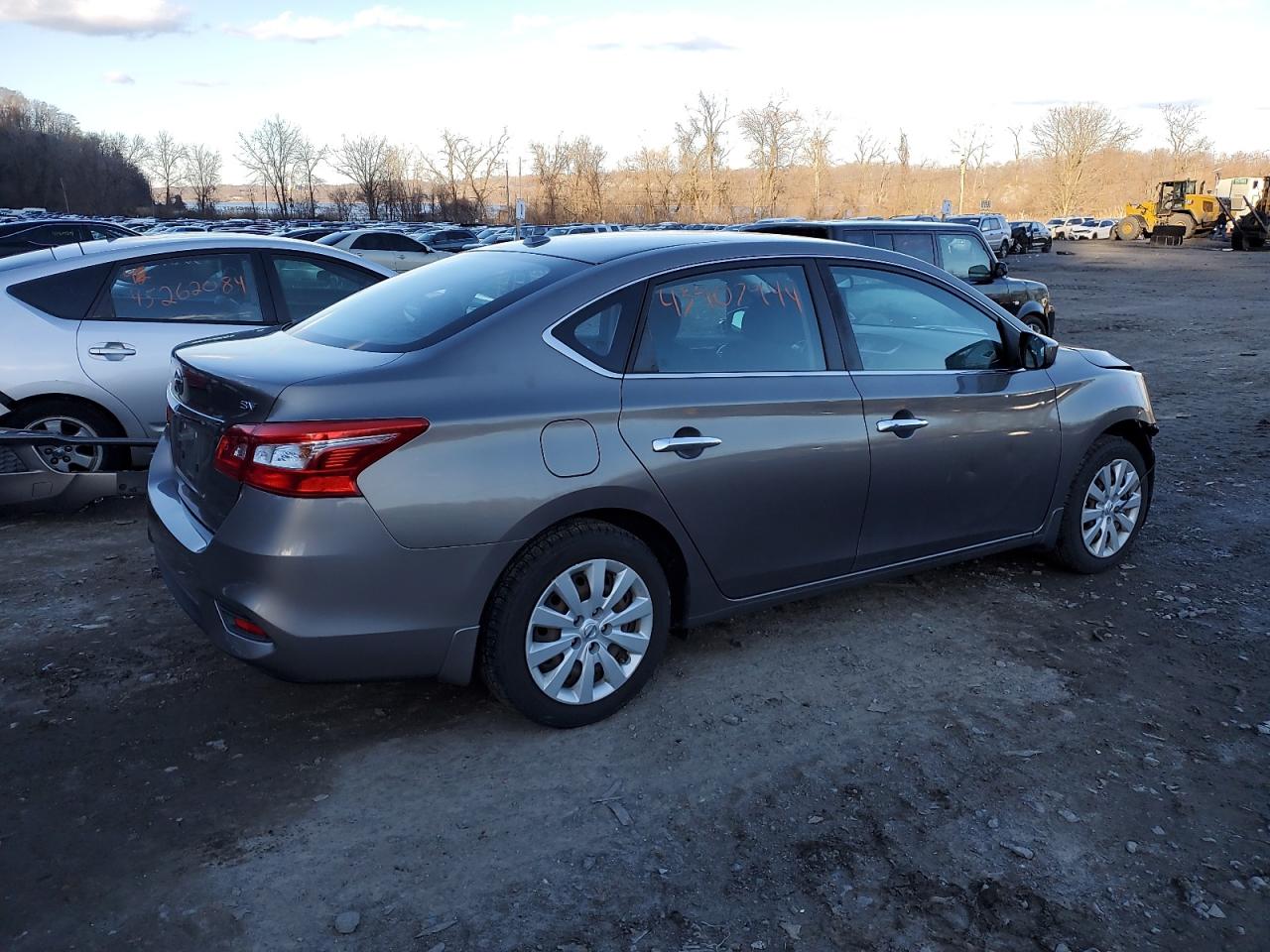 Photo 2 VIN: 3N1AB7AP1GY211469 - NISSAN SENTRA 