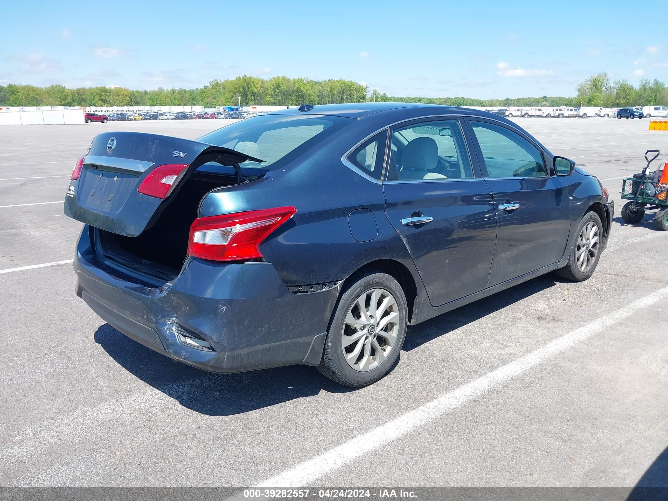 Photo 3 VIN: 3N1AB7AP1GY246111 - NISSAN SENTRA 