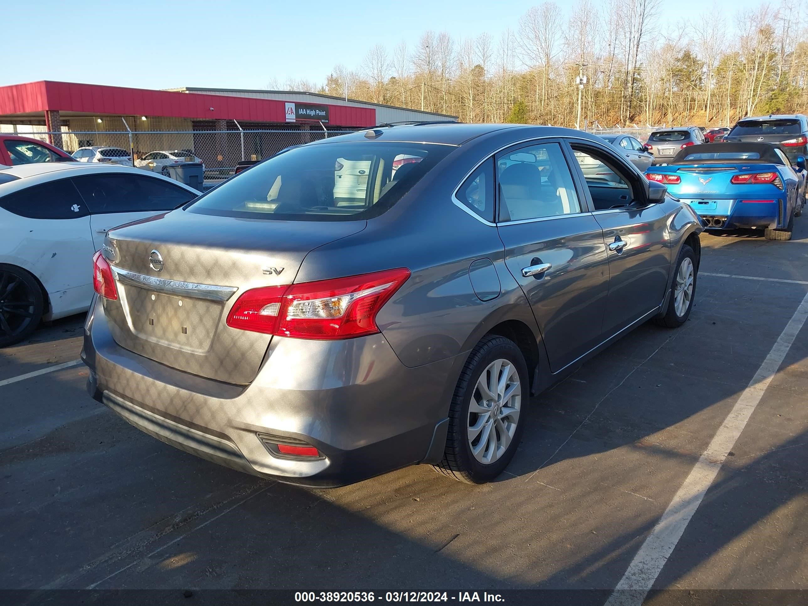 Photo 3 VIN: 3N1AB7AP1JL628689 - NISSAN SENTRA 