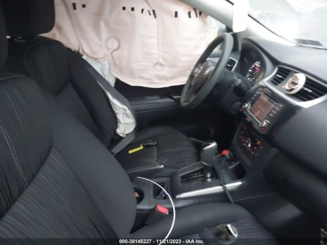 Photo 4 VIN: 3N1AB7AP1JL649817 - NISSAN SENTRA 