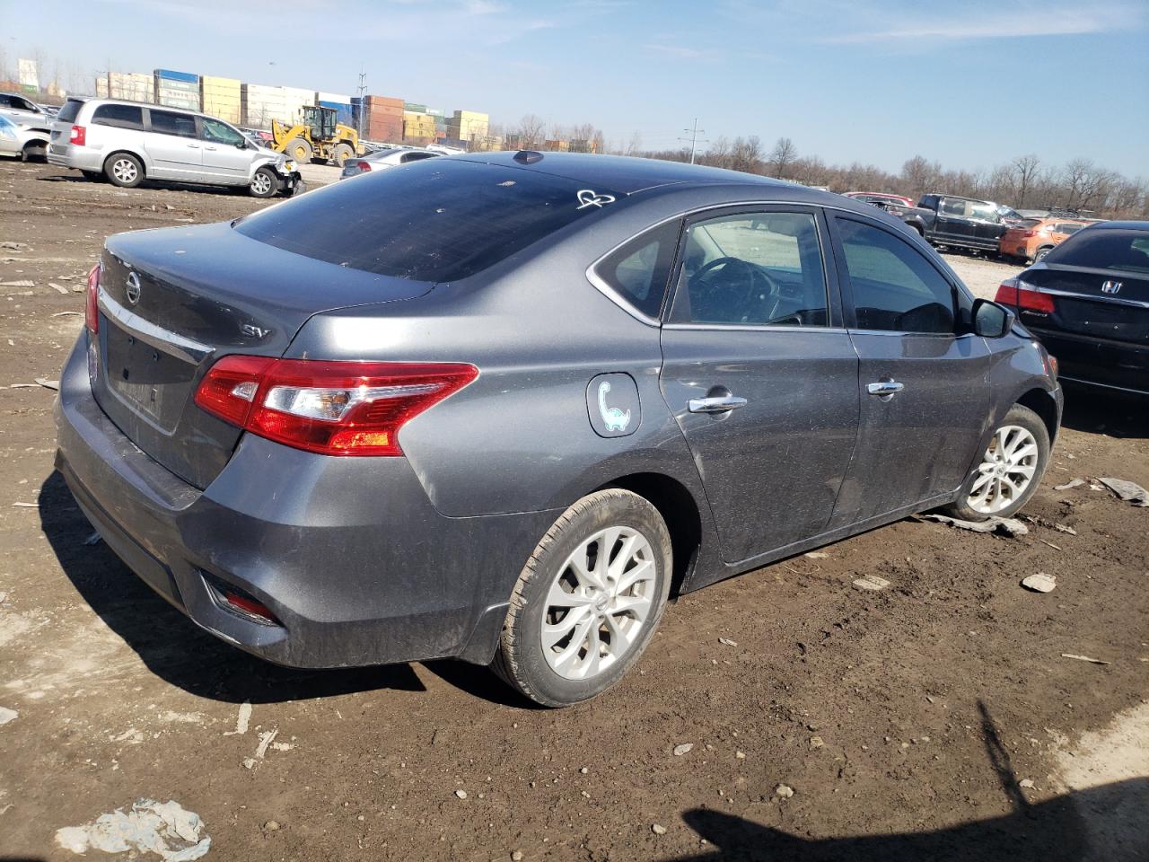 Photo 2 VIN: 3N1AB7AP1JY221717 - NISSAN SENTRA 