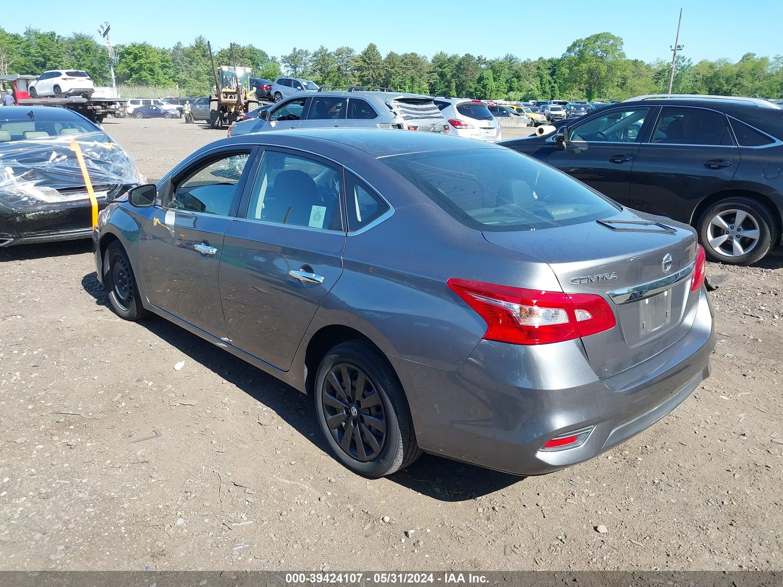 Photo 2 VIN: 3N1AB7AP1JY230367 - NISSAN SENTRA 