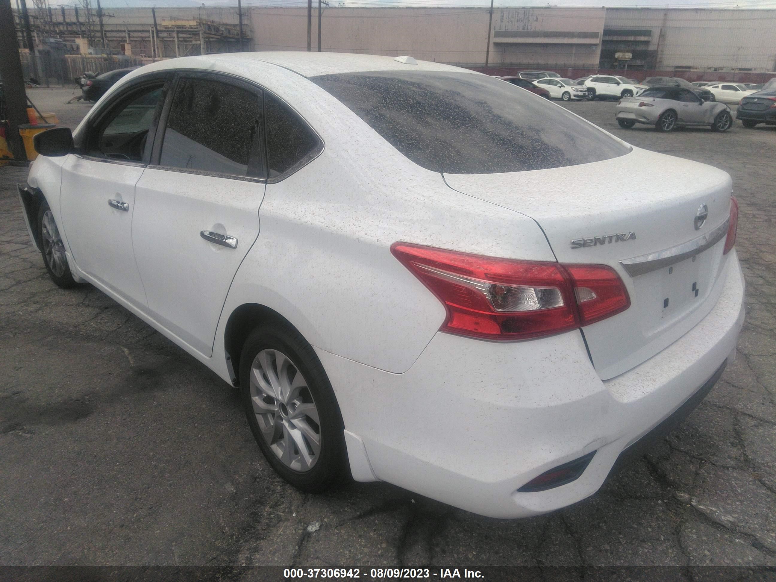 Photo 2 VIN: 3N1AB7AP1JY257147 - NISSAN SENTRA 