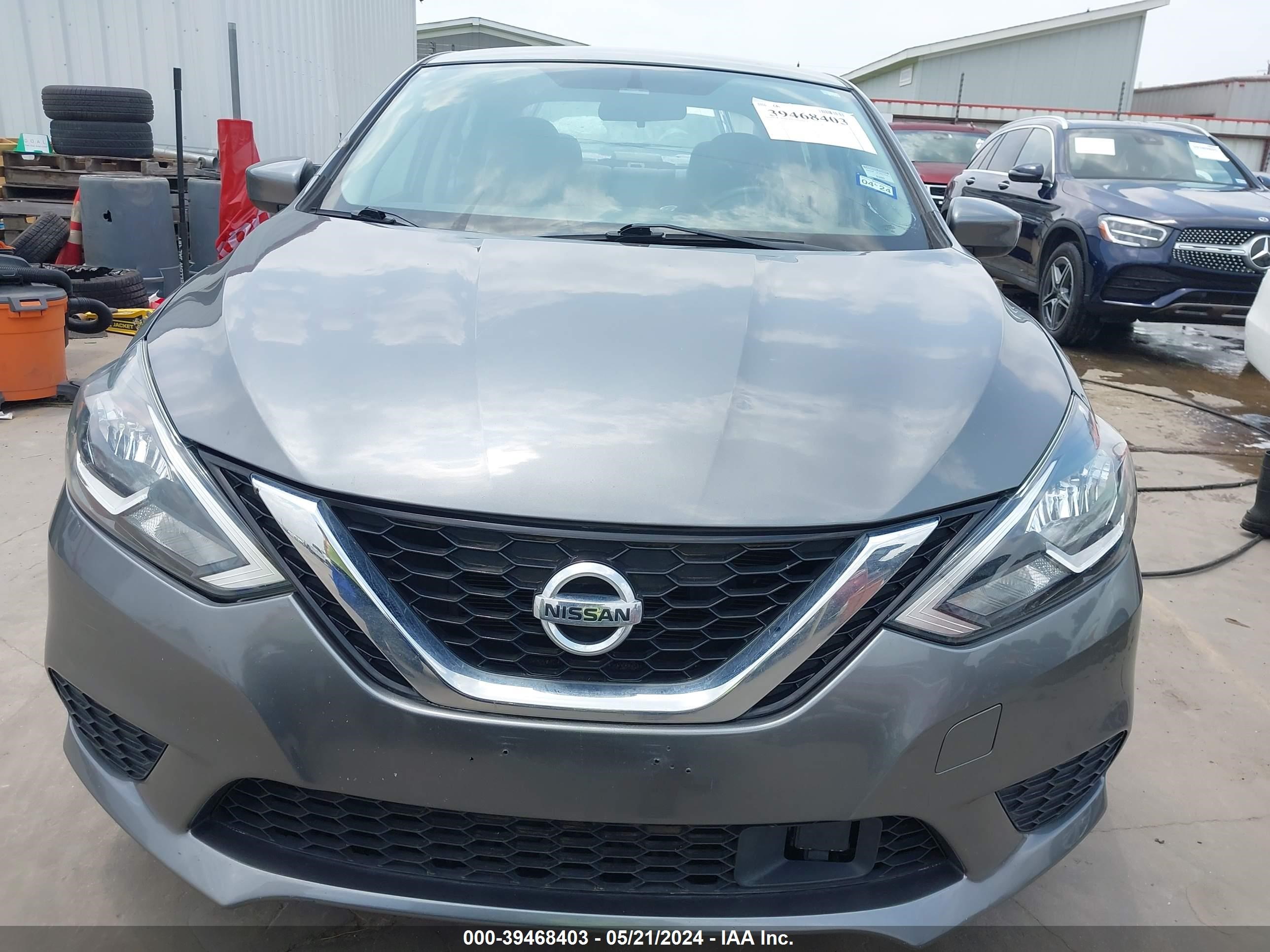 Photo 11 VIN: 3N1AB7AP1JY258492 - NISSAN SENTRA 