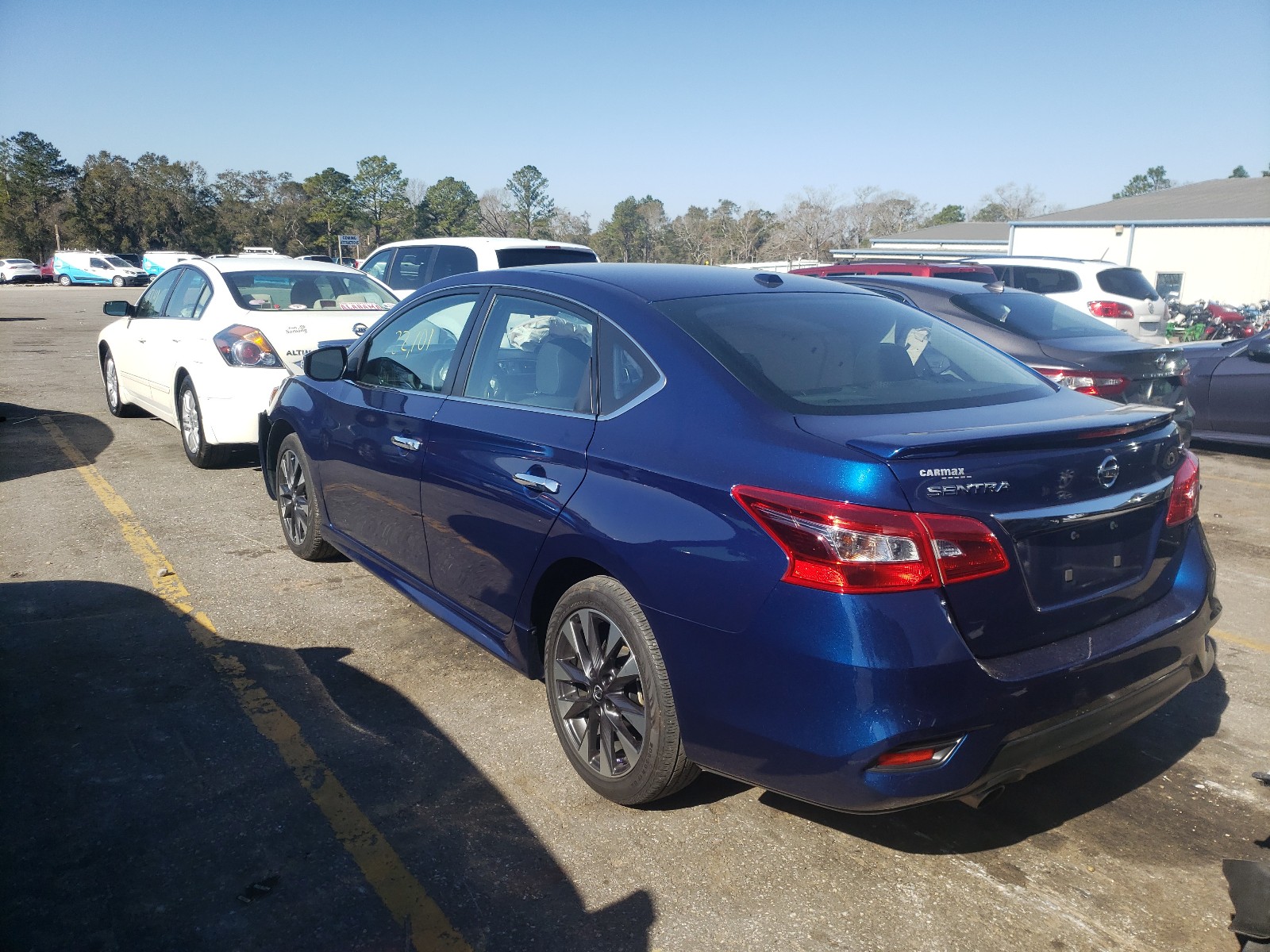 Photo 2 VIN: 3N1AB7AP1JY296188 - NISSAN SENTRA S 