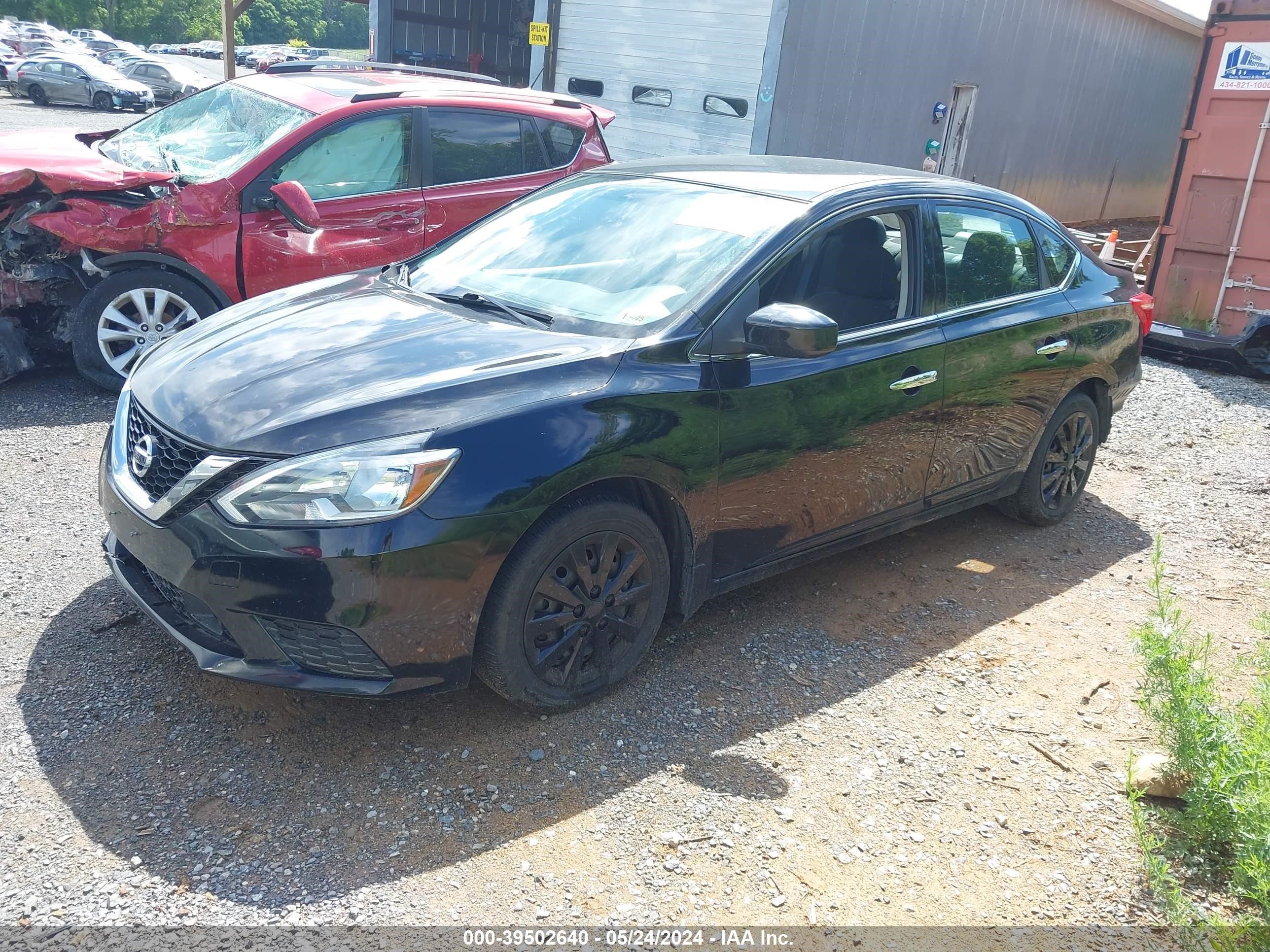 Photo 1 VIN: 3N1AB7AP1JY316228 - NISSAN SENTRA 