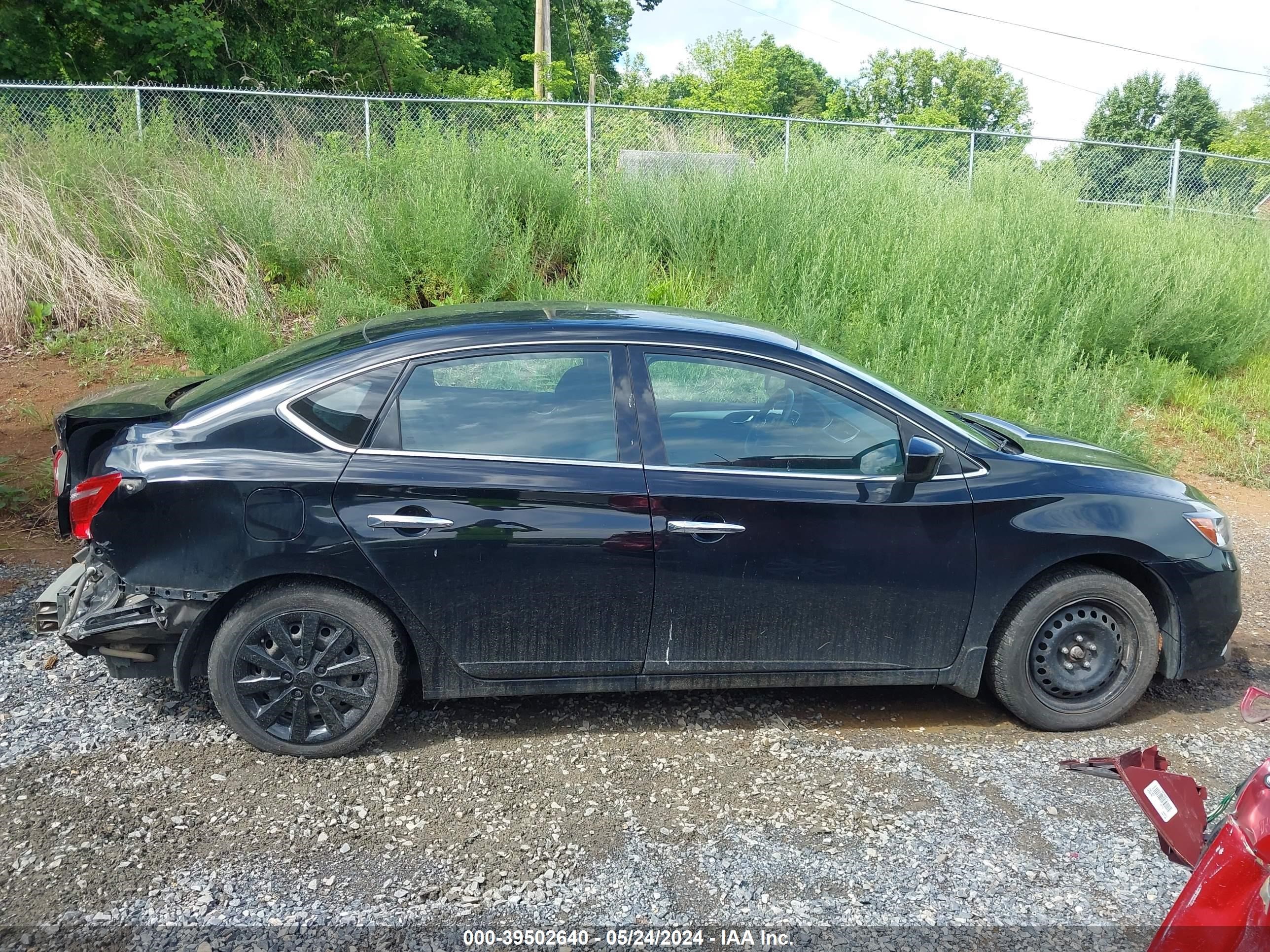 Photo 13 VIN: 3N1AB7AP1JY316228 - NISSAN SENTRA 