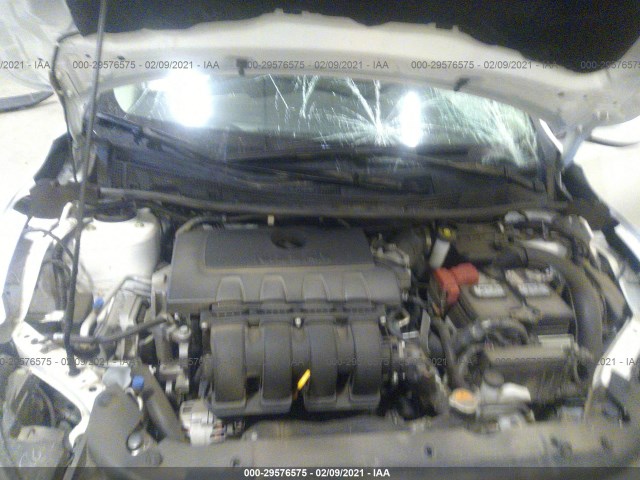 Photo 9 VIN: 3N1AB7AP1JY329948 - NISSAN SENTRA 