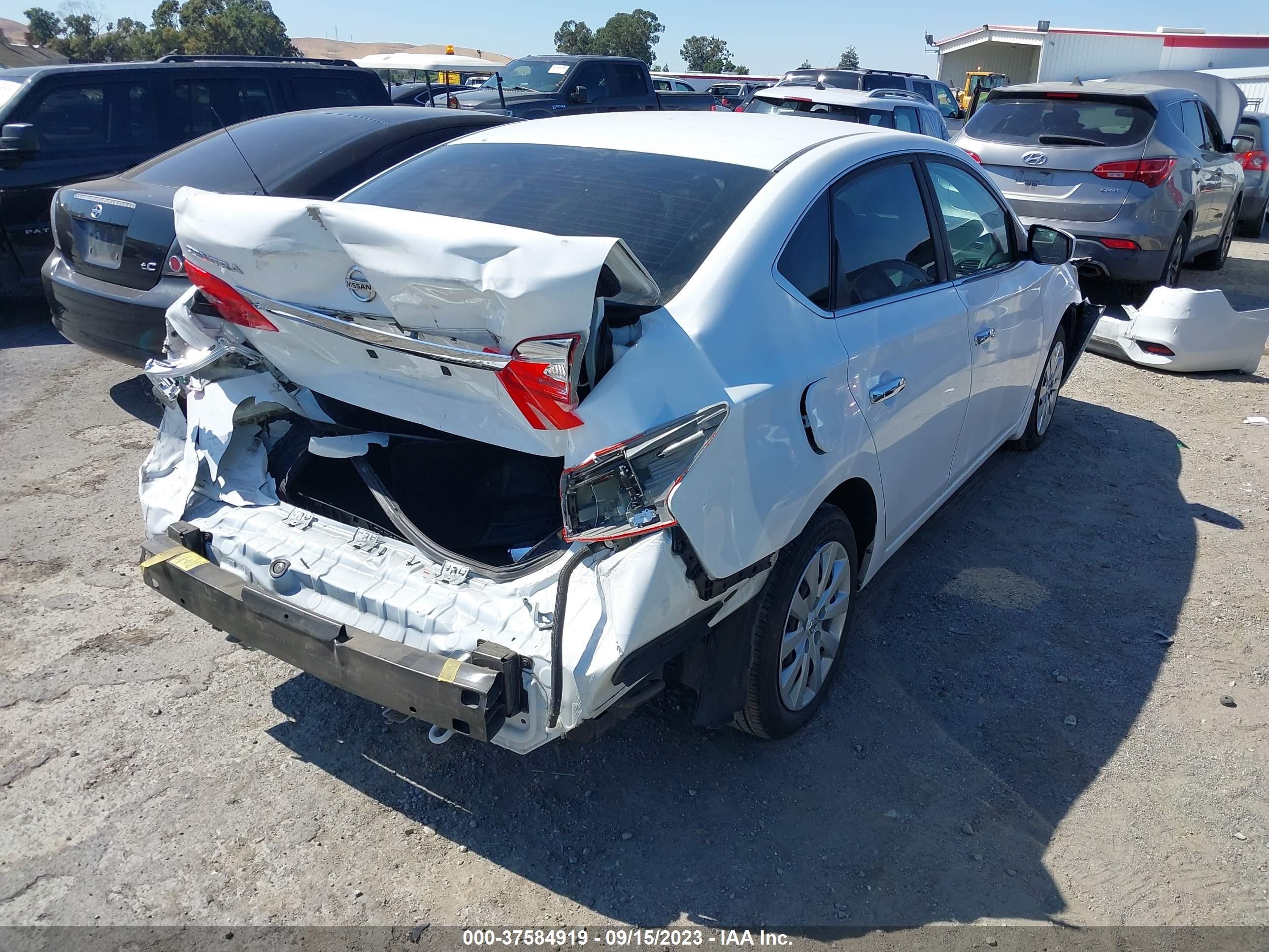 Photo 3 VIN: 3N1AB7AP1KY255321 - NISSAN SENTRA 