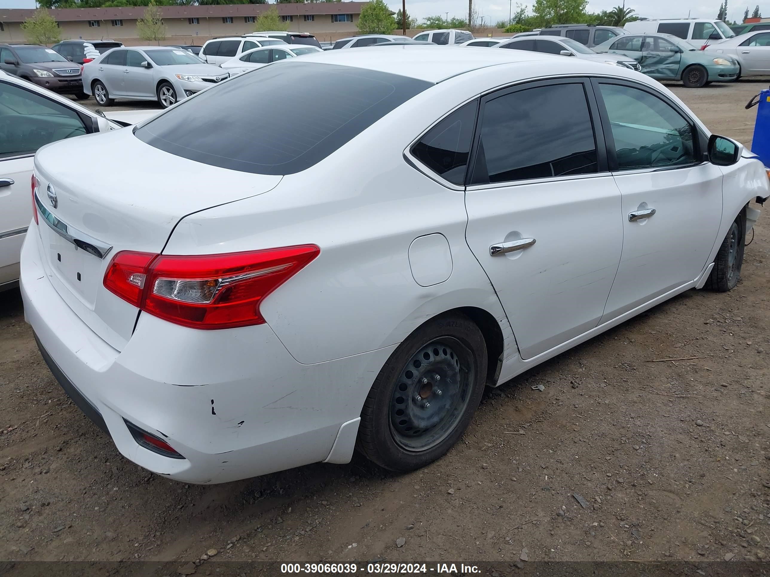 Photo 18 VIN: 3N1AB7AP1KY274953 - NISSAN SENTRA 