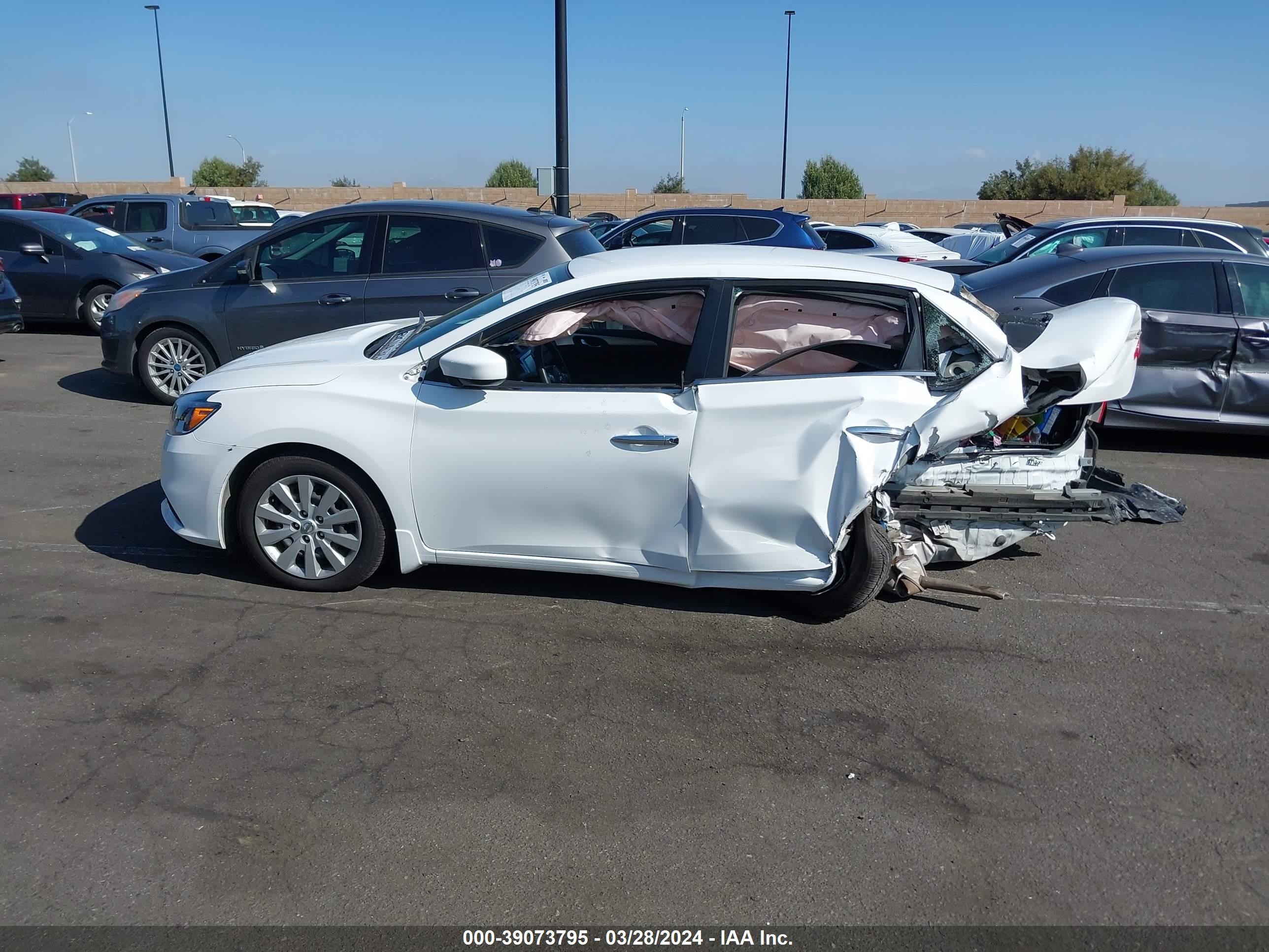 Photo 14 VIN: 3N1AB7AP1KY275231 - NISSAN SENTRA 