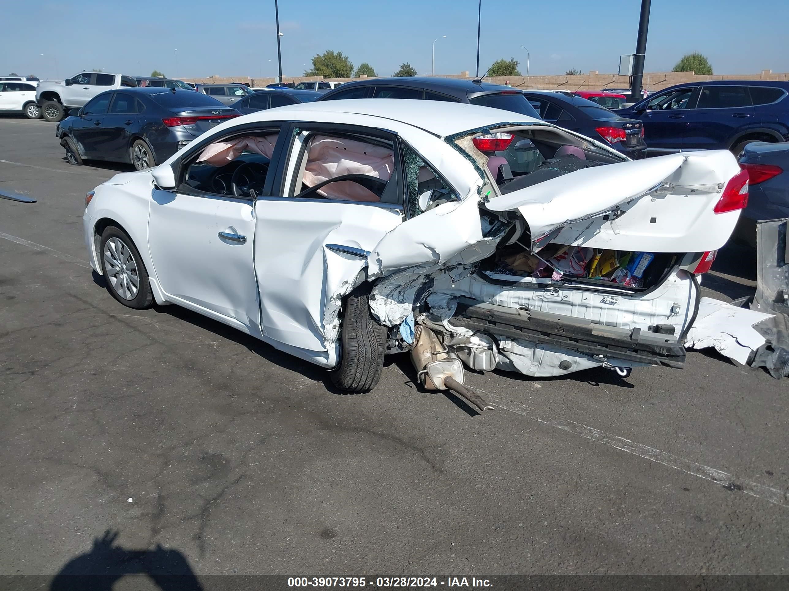 Photo 2 VIN: 3N1AB7AP1KY275231 - NISSAN SENTRA 