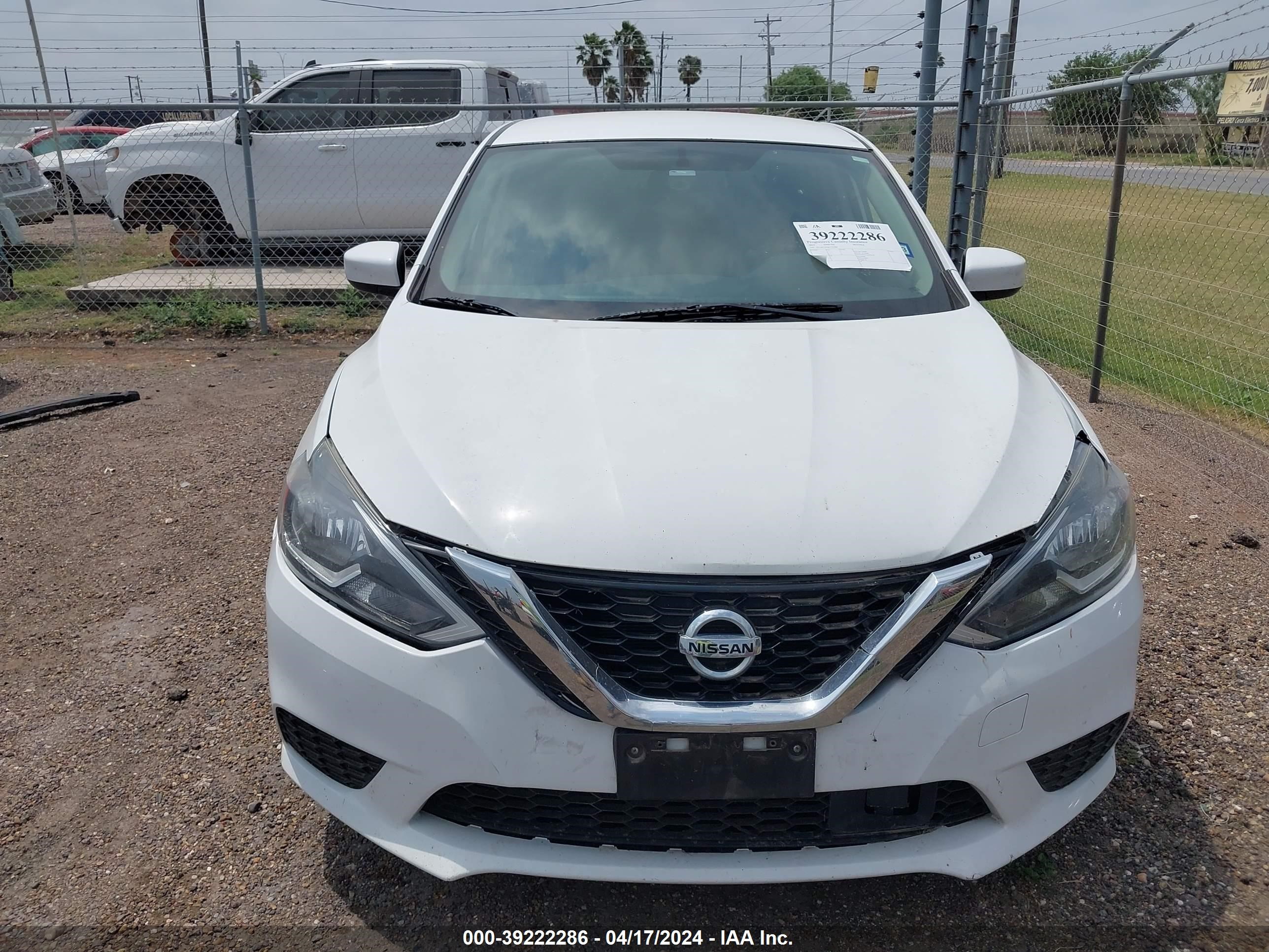 Photo 12 VIN: 3N1AB7AP1KY290280 - NISSAN SENTRA 