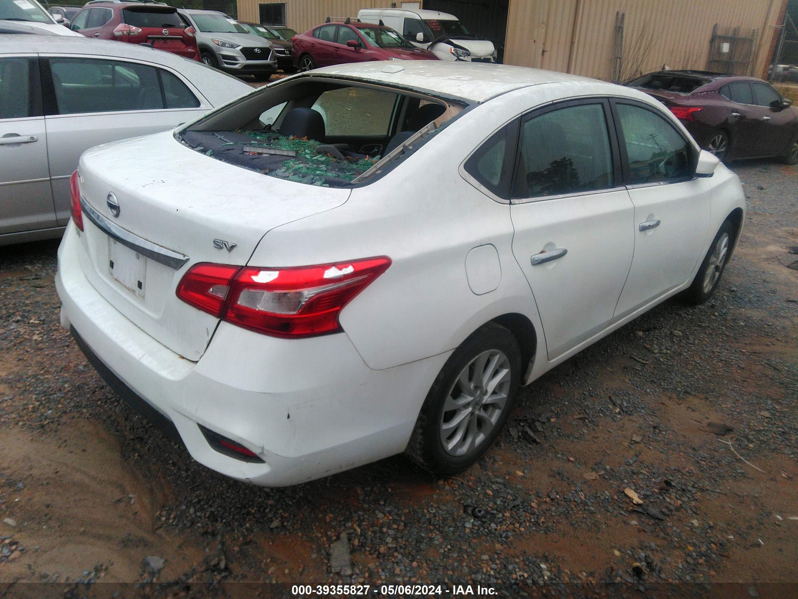 Photo 3 VIN: 3N1AB7AP1KY306641 - NISSAN SENTRA 