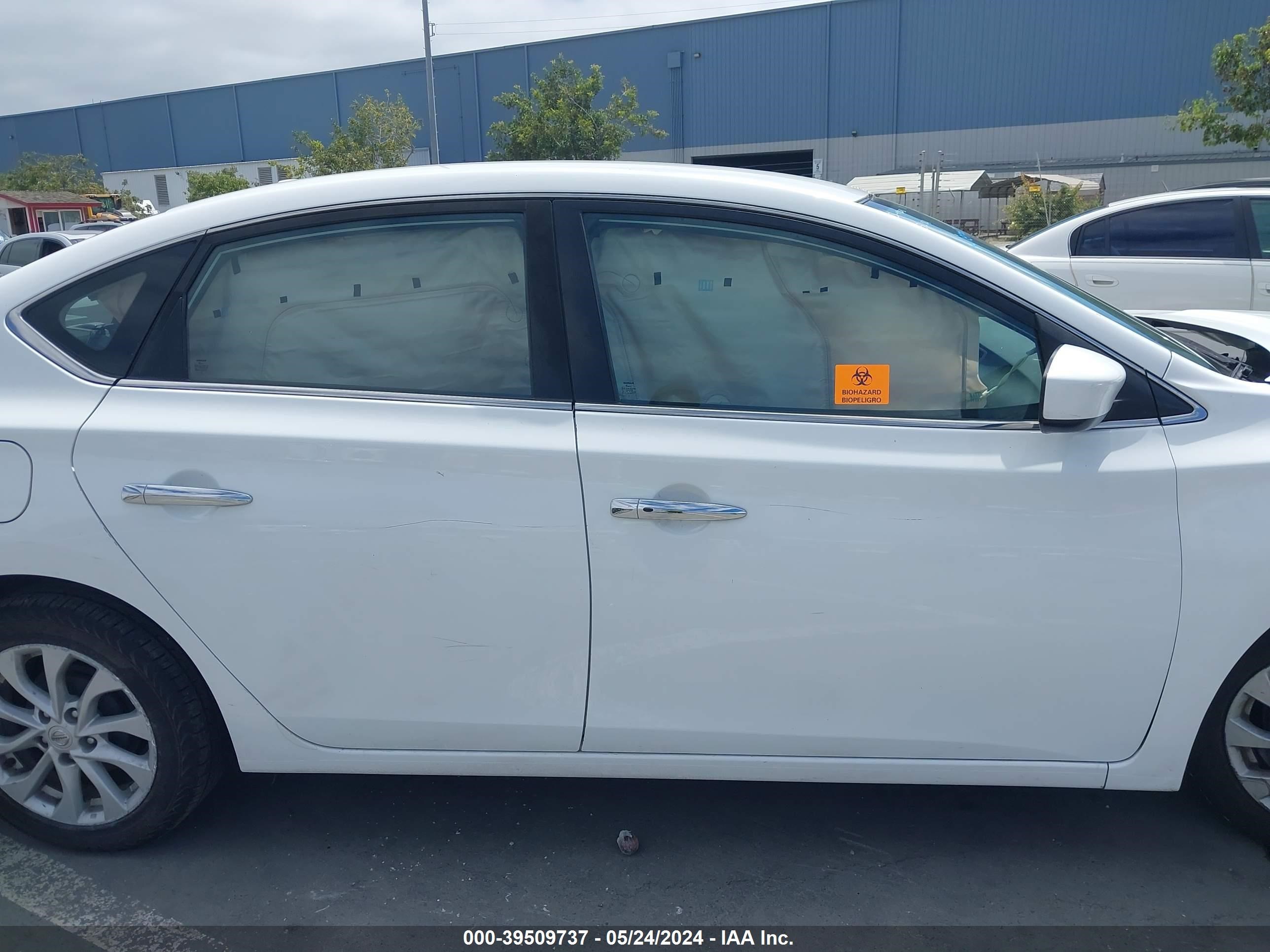 Photo 11 VIN: 3N1AB7AP1KY318191 - NISSAN SENTRA 