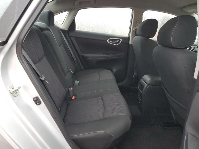 Photo 9 VIN: 3N1AB7AP1KY439335 - NISSAN SENTRA S 