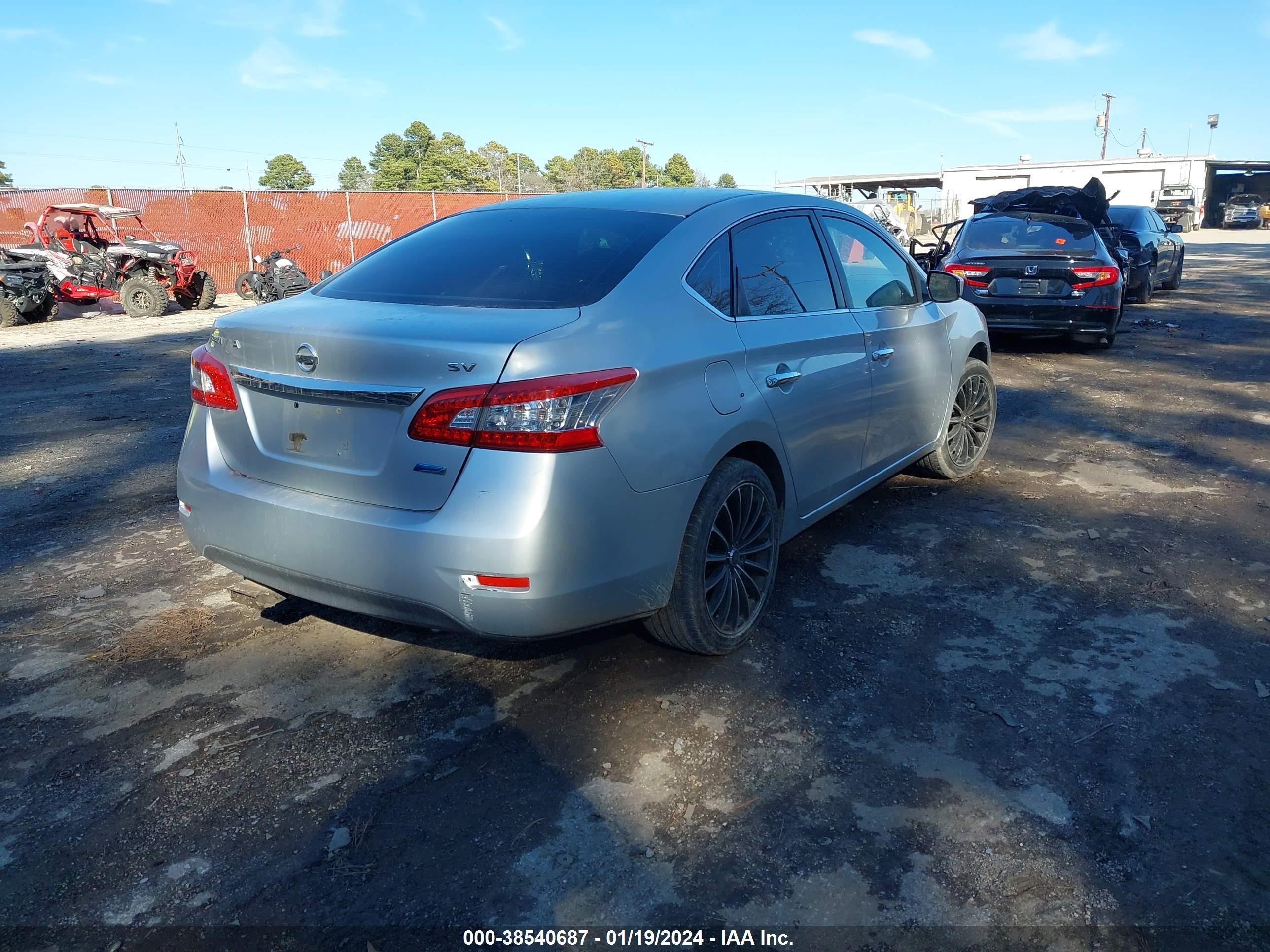 Photo 3 VIN: 3N1AB7AP2EL687434 - NISSAN SENTRA 