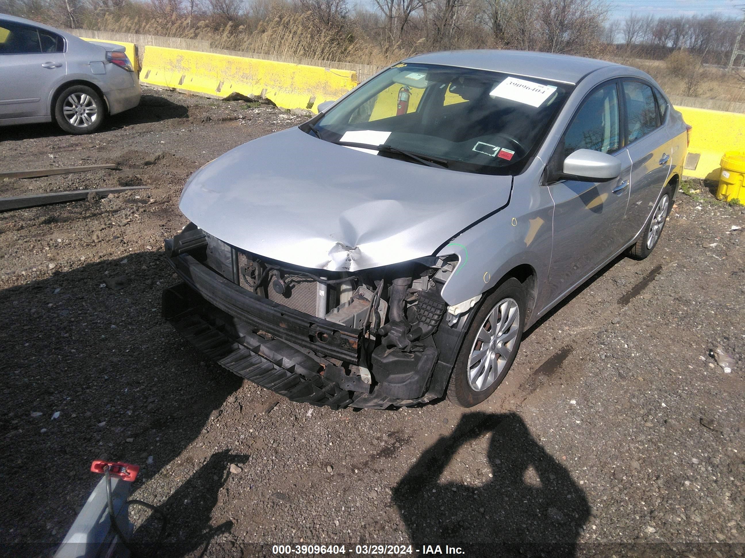 Photo 1 VIN: 3N1AB7AP2FL691758 - NISSAN SENTRA 