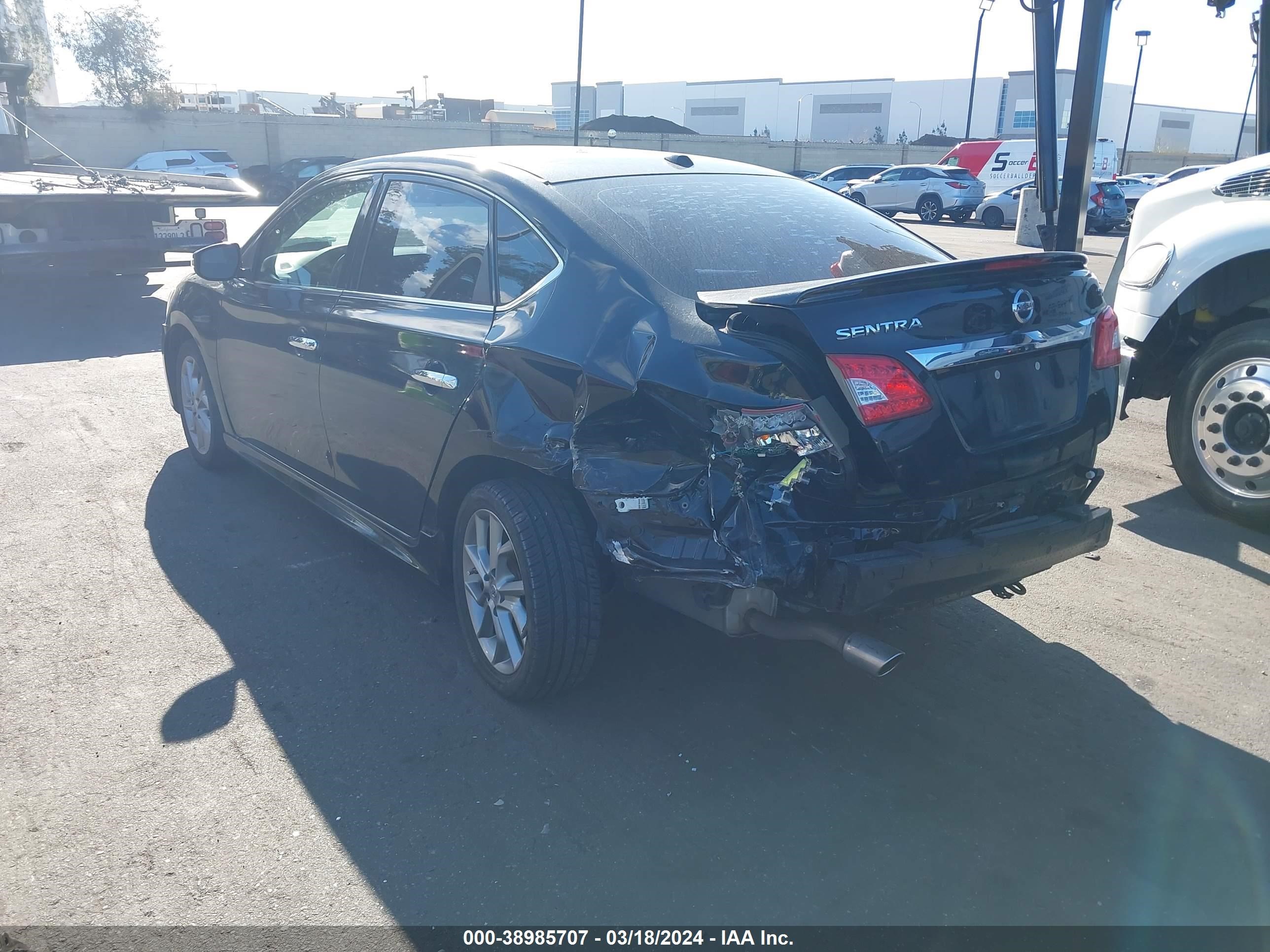 Photo 2 VIN: 3N1AB7AP2FY271744 - NISSAN SENTRA 