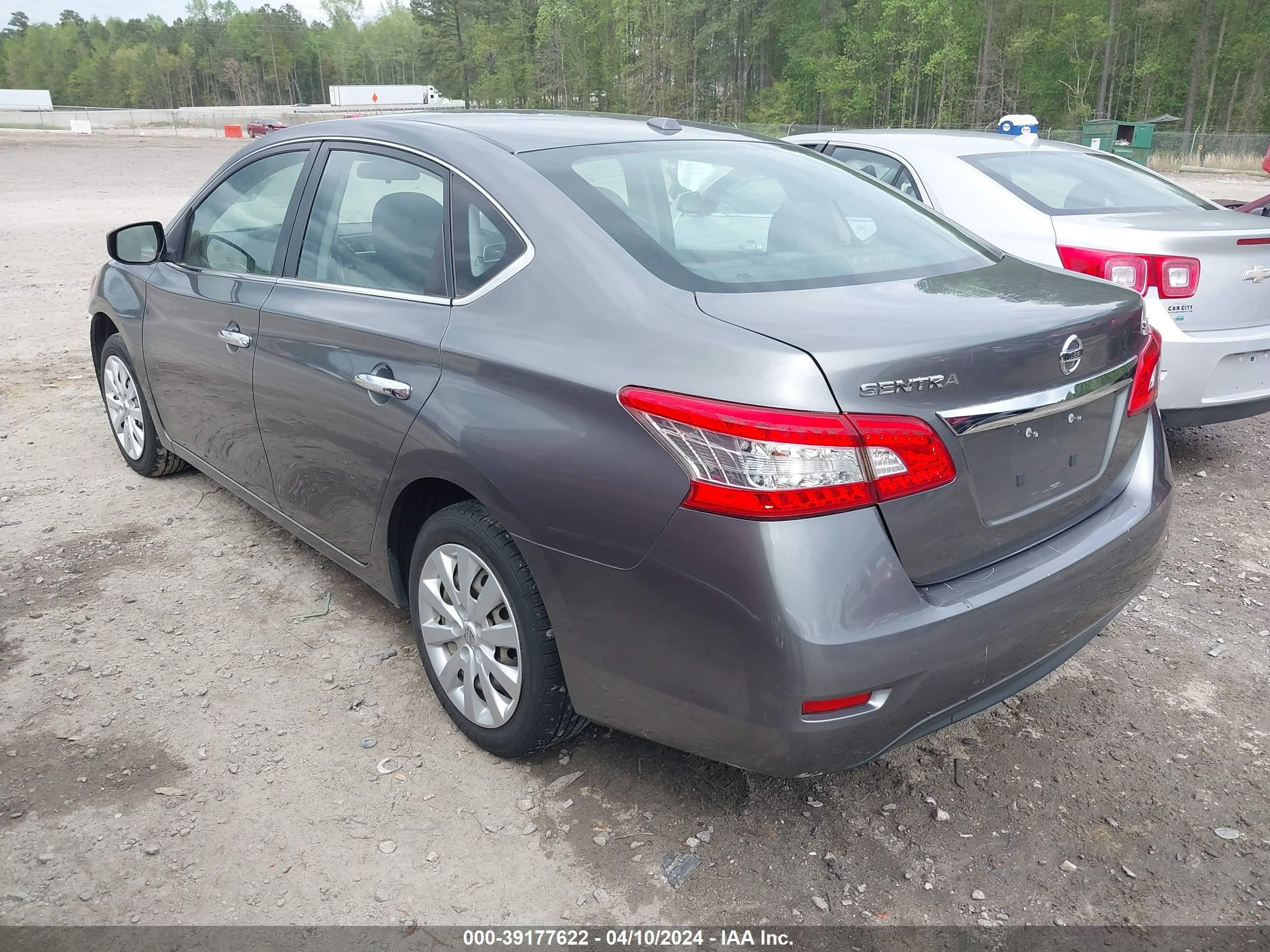 Photo 2 VIN: 3N1AB7AP2FY360469 - NISSAN SENTRA 