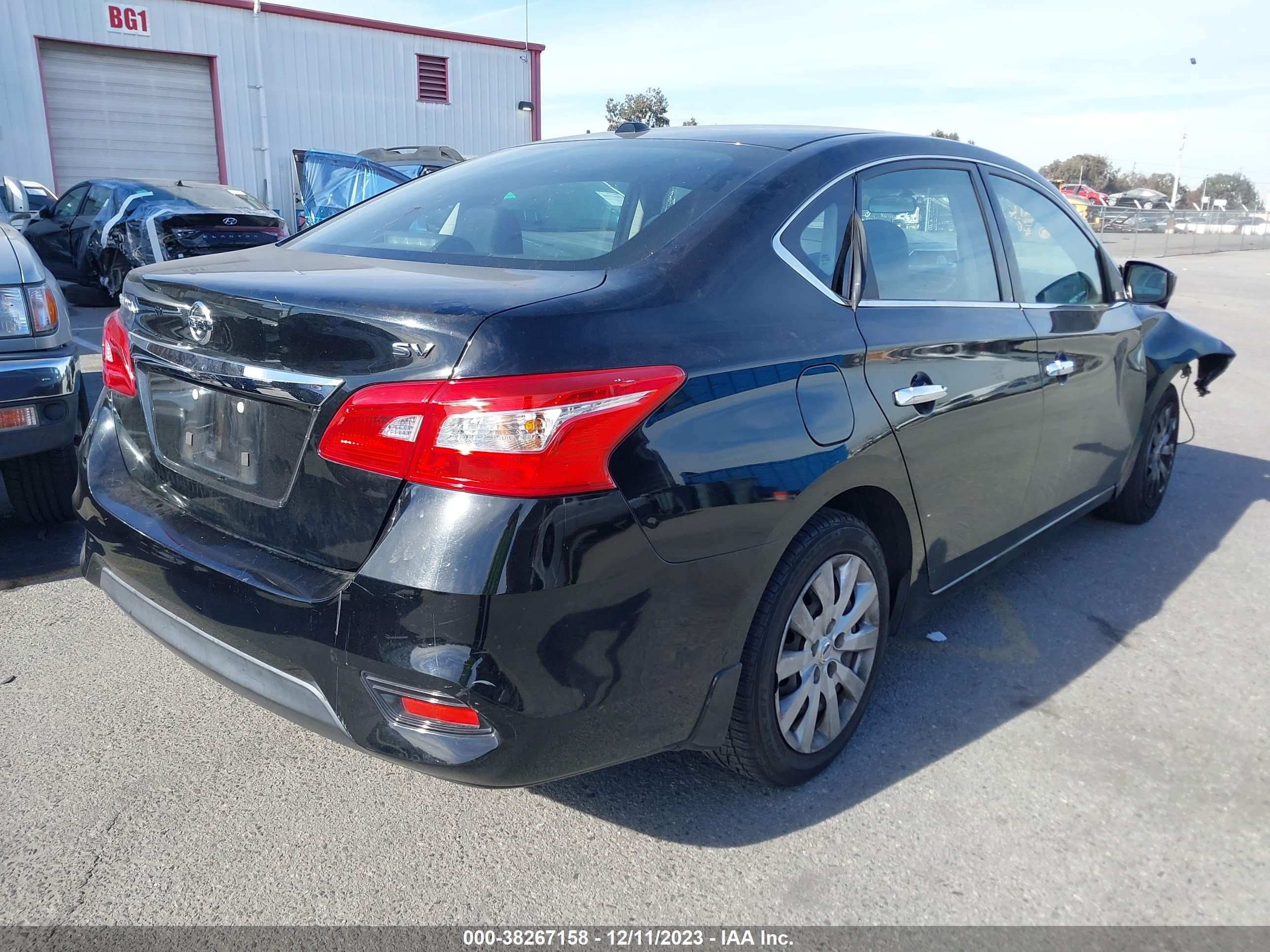 Photo 3 VIN: 3N1AB7AP2GL677683 - NISSAN SENTRA 