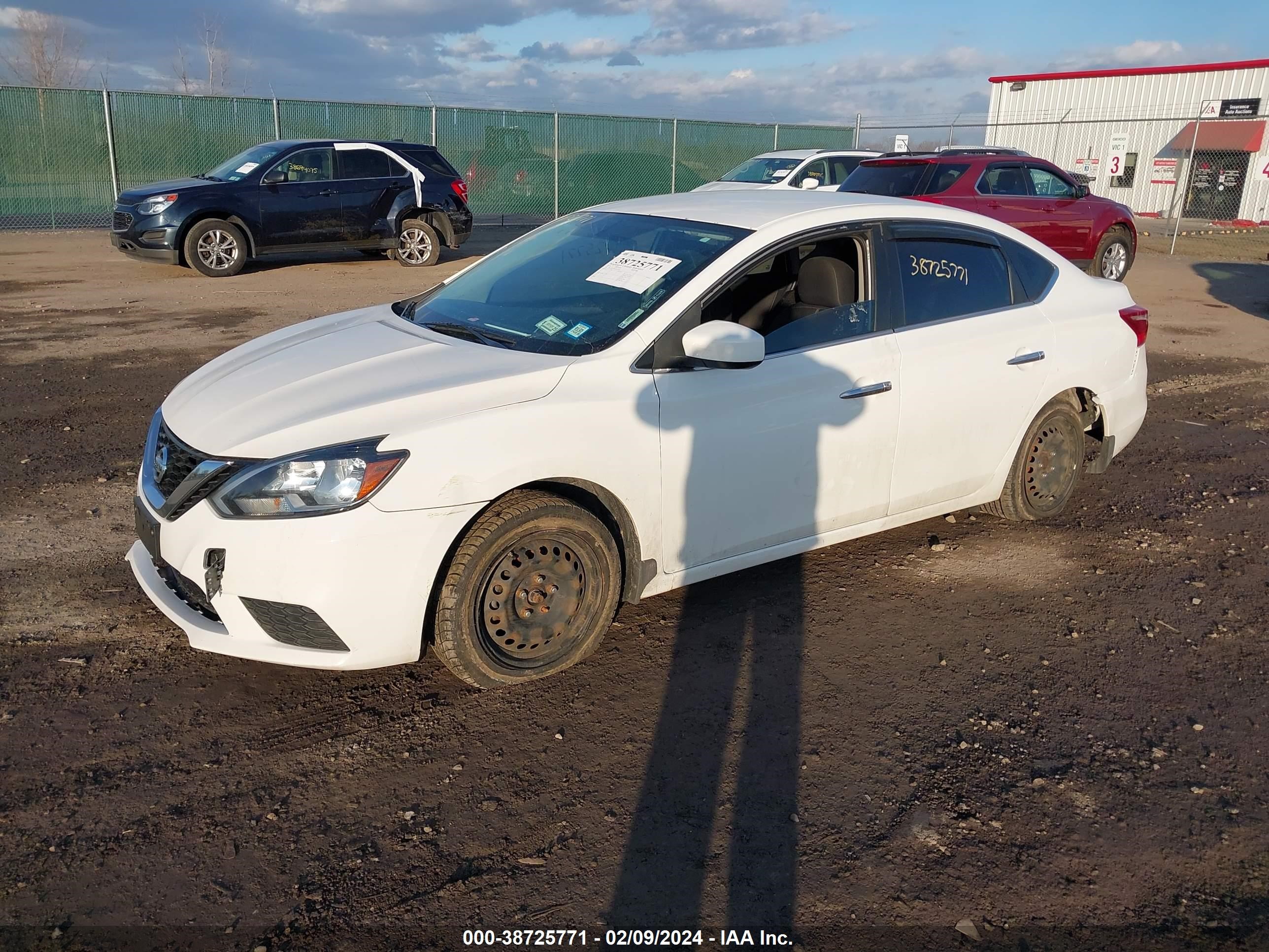 Photo 1 VIN: 3N1AB7AP2GY215014 - NISSAN SENTRA 