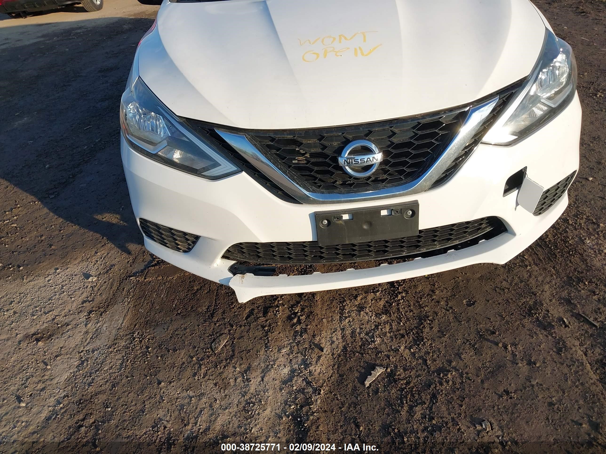 Photo 5 VIN: 3N1AB7AP2GY215014 - NISSAN SENTRA 