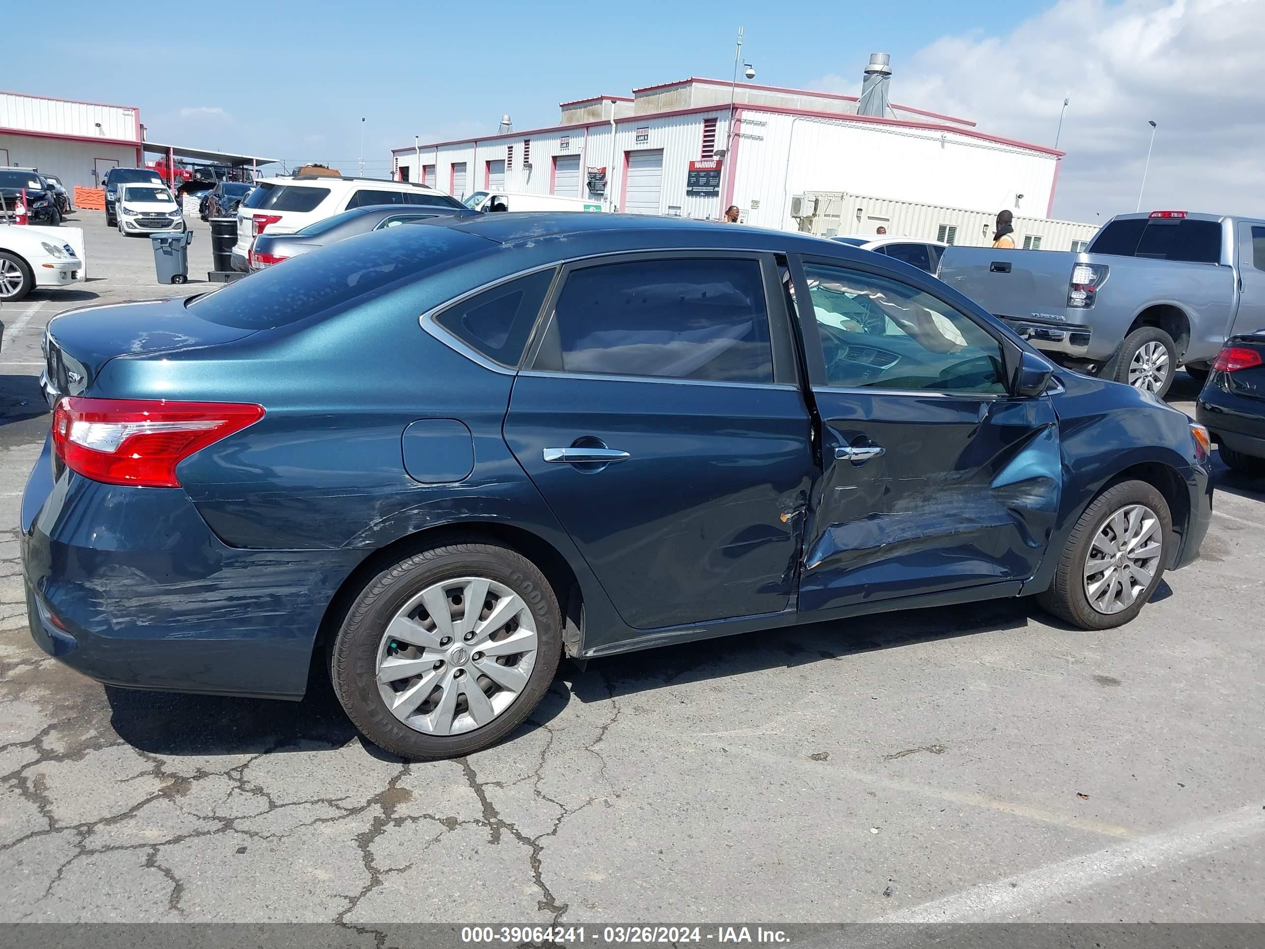 Photo 12 VIN: 3N1AB7AP2GY232377 - NISSAN SENTRA 