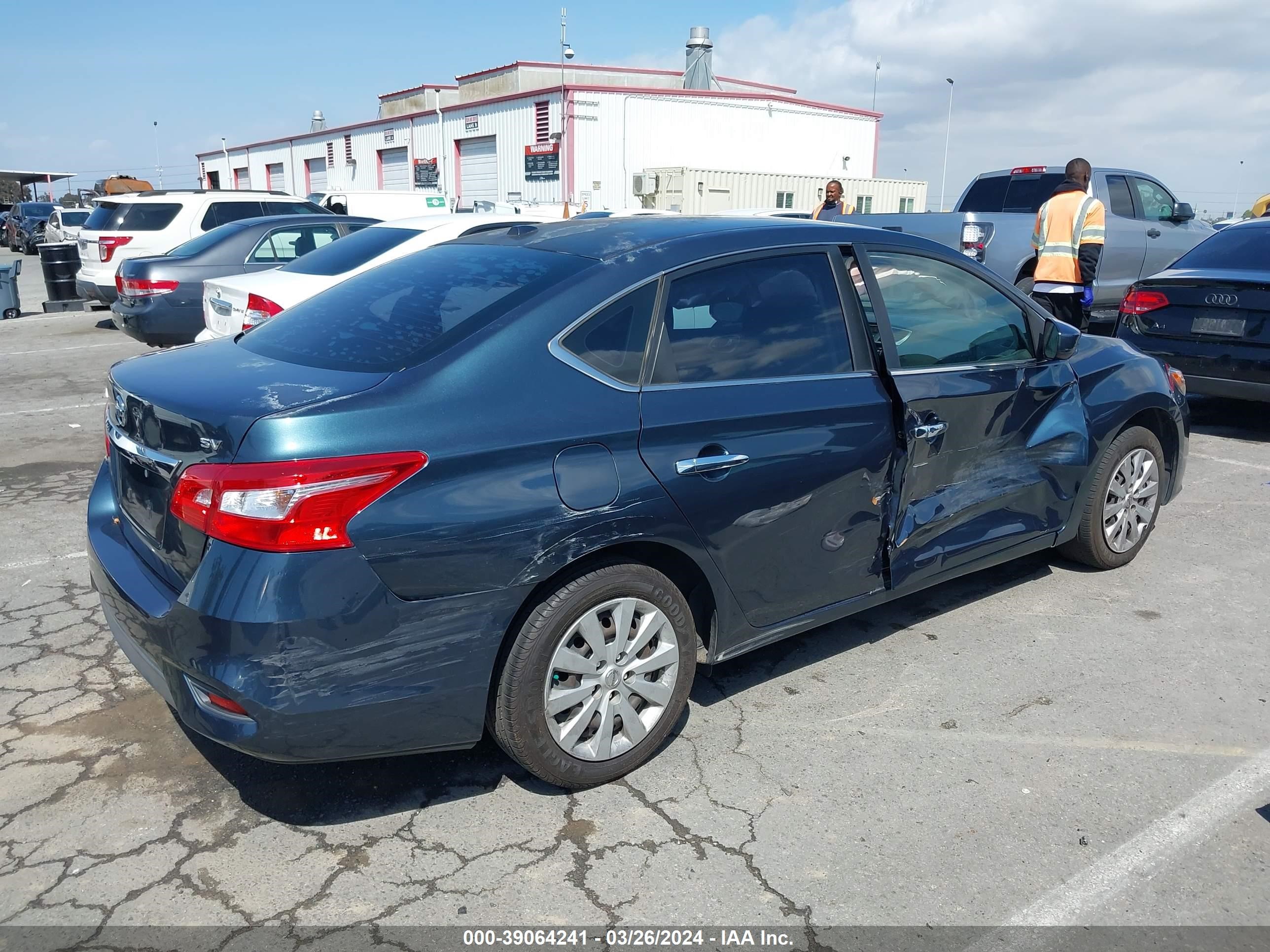 Photo 3 VIN: 3N1AB7AP2GY232377 - NISSAN SENTRA 