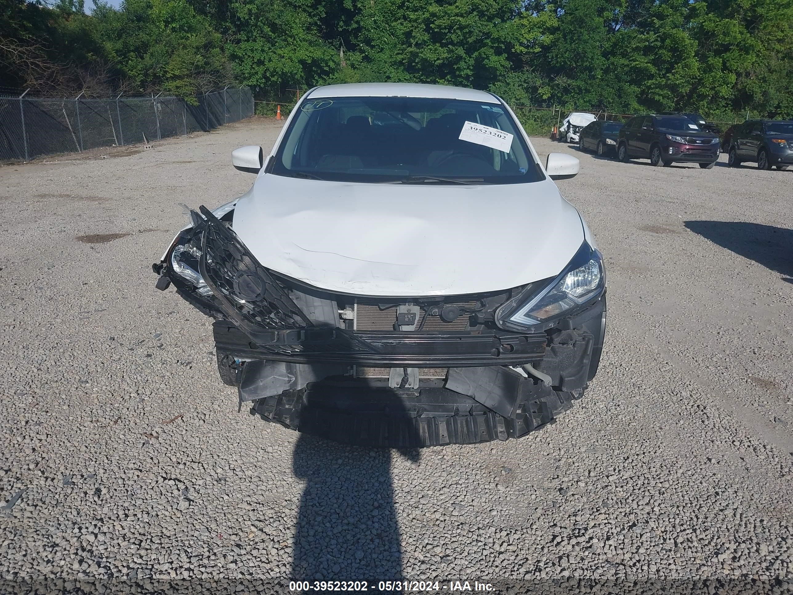 Photo 11 VIN: 3N1AB7AP2GY238728 - NISSAN SENTRA 