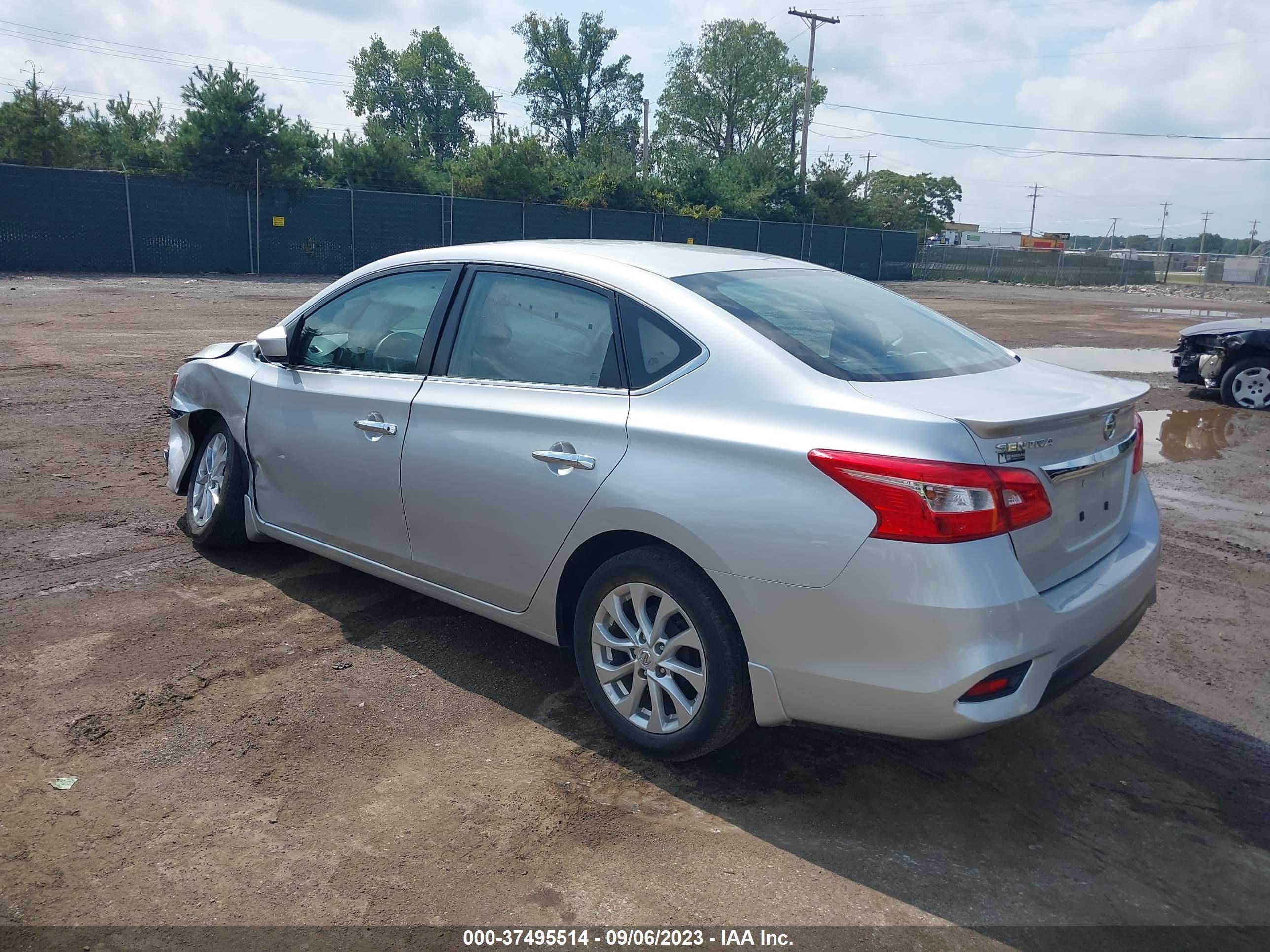 Photo 2 VIN: 3N1AB7AP2HY292094 - NISSAN SENTRA 