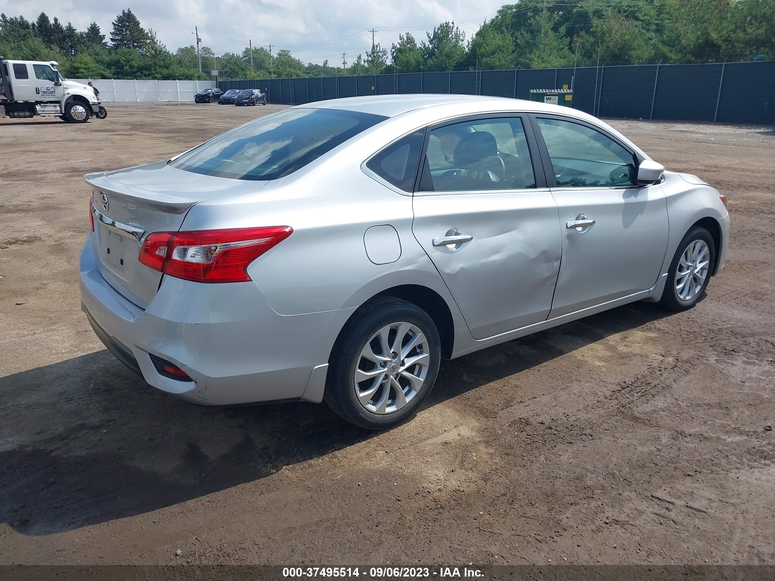 Photo 3 VIN: 3N1AB7AP2HY292094 - NISSAN SENTRA 