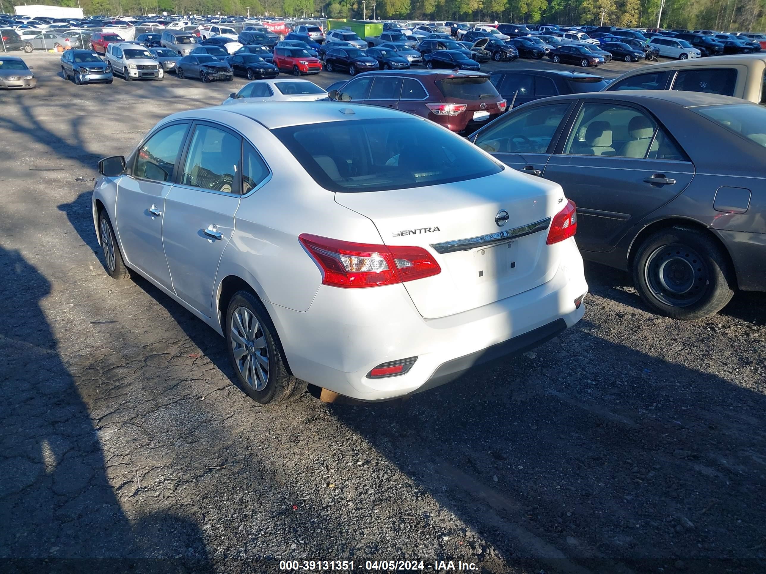 Photo 2 VIN: 3N1AB7AP2HY330522 - NISSAN SENTRA 