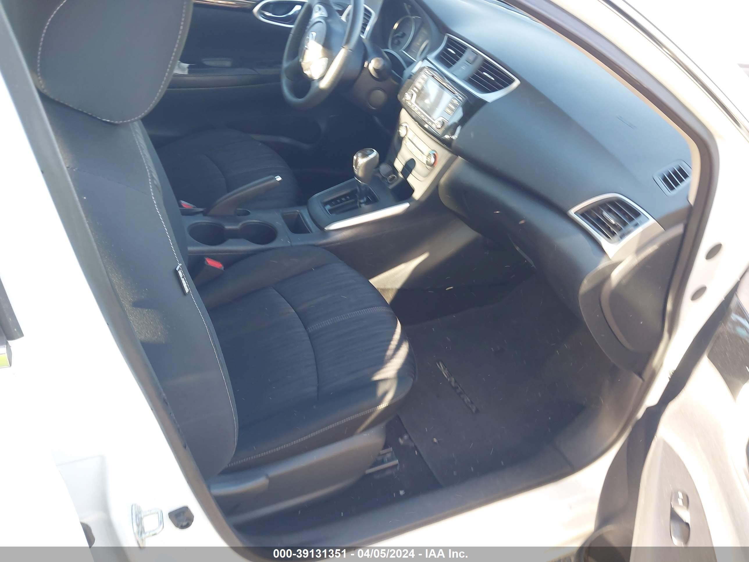 Photo 4 VIN: 3N1AB7AP2HY330522 - NISSAN SENTRA 