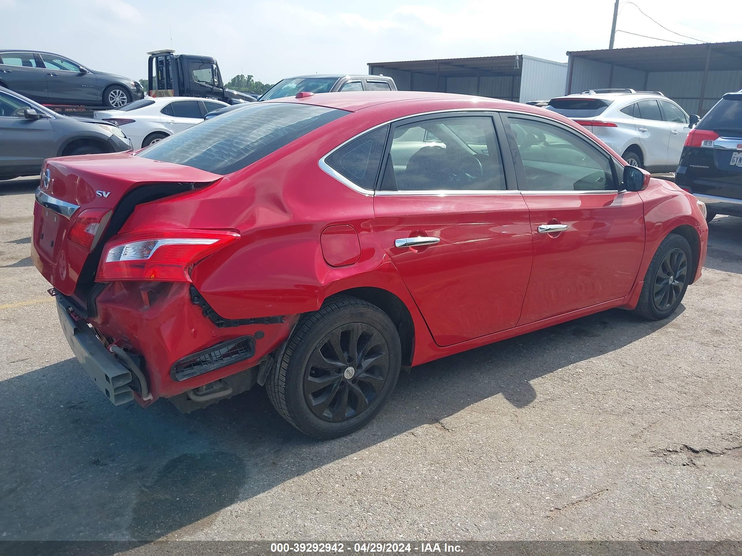 Photo 3 VIN: 3N1AB7AP2JL620861 - NISSAN SENTRA 