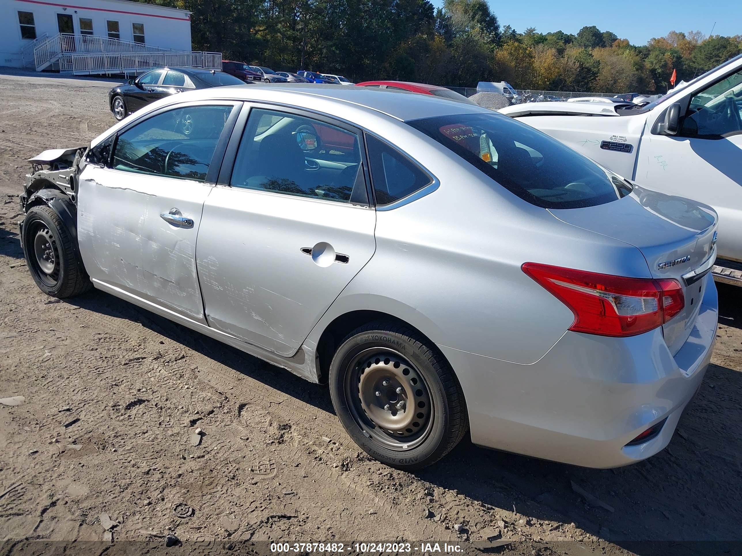 Photo 2 VIN: 3N1AB7AP2JY211004 - NISSAN SENTRA 