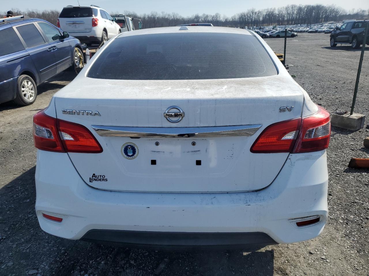 Photo 5 VIN: 3N1AB7AP2JY224190 - NISSAN SENTRA 