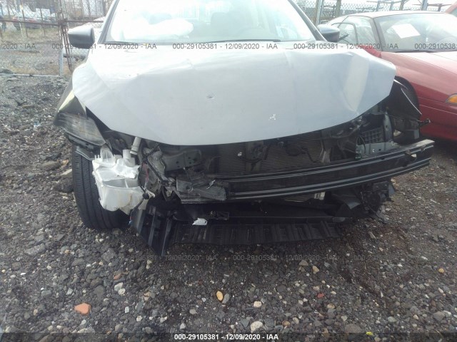 Photo 5 VIN: 3N1AB7AP2KY246384 - NISSAN SENTRA 